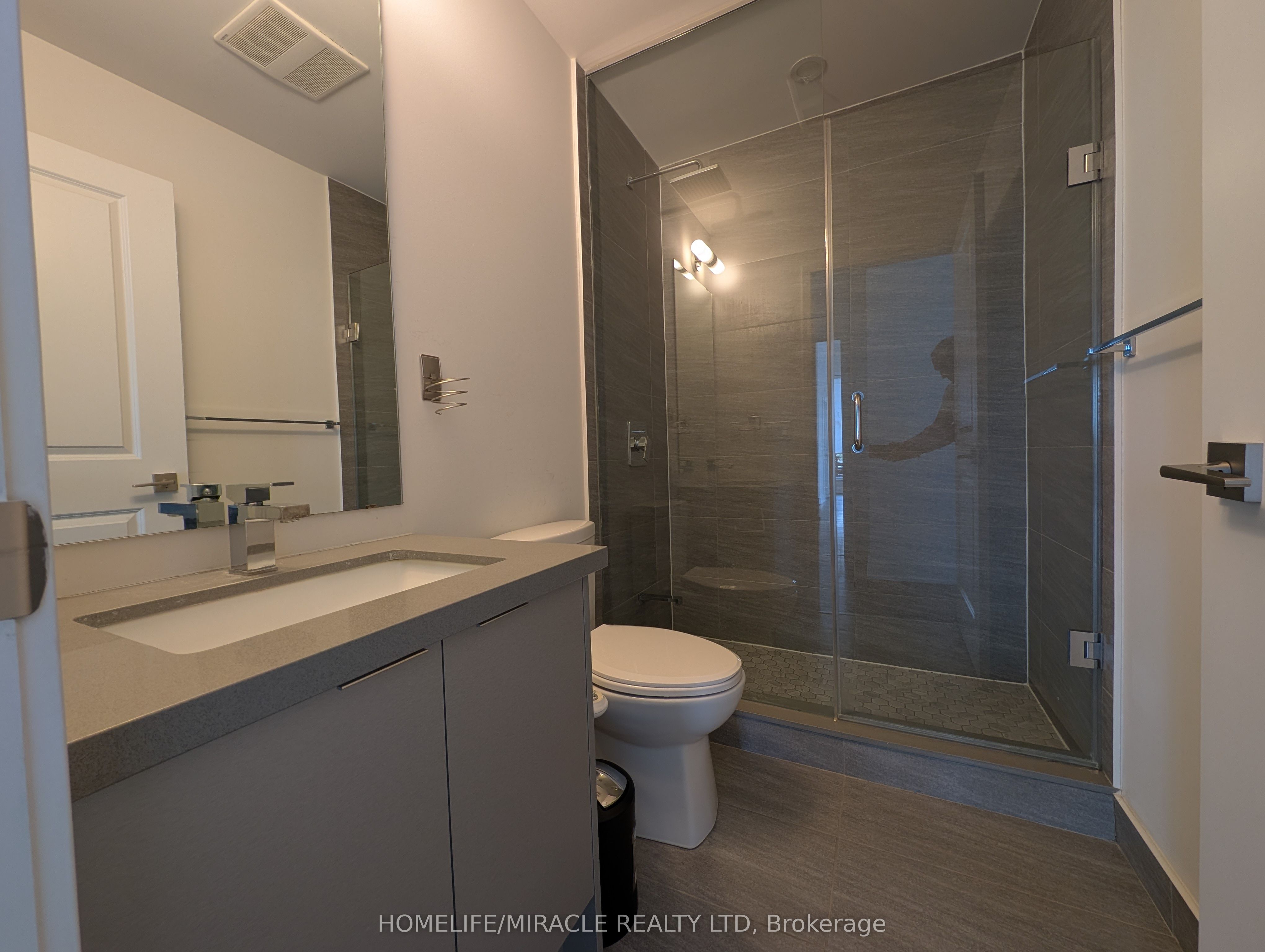 297 Oak Walk Drive 310 Property Photo 21