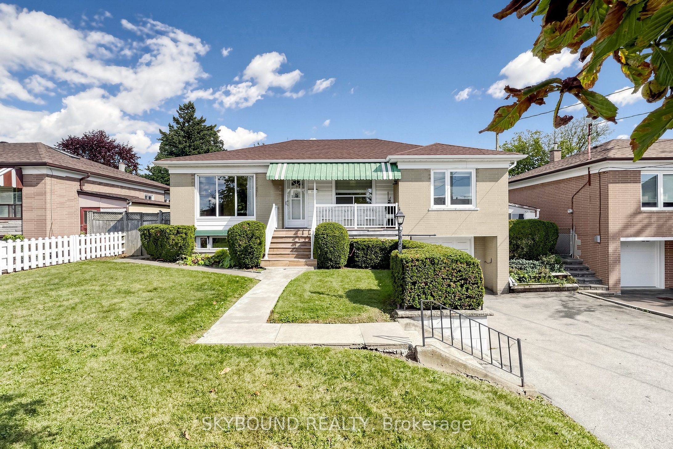 13 Liscombe Road Property Photo 2