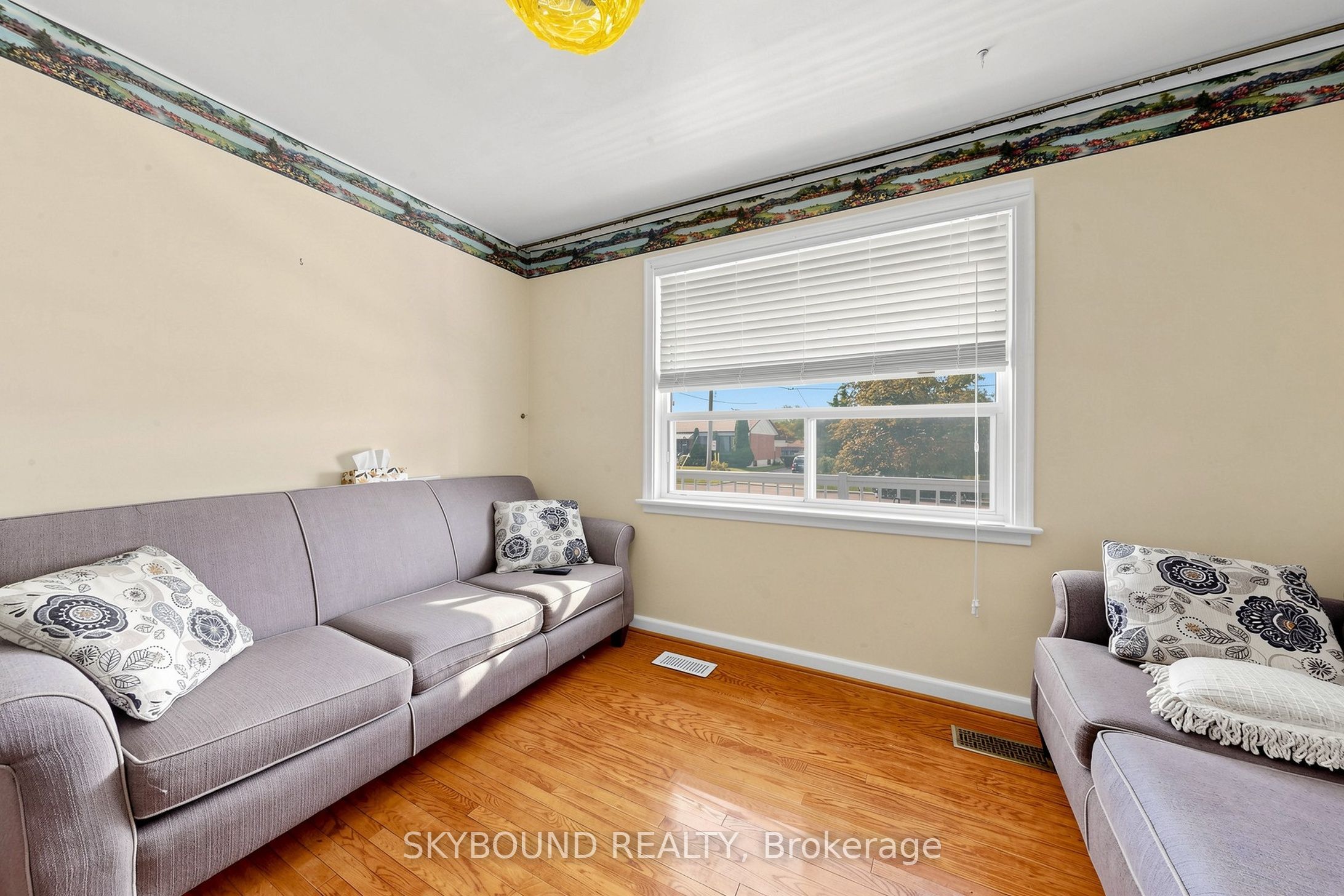 13 Liscombe Road Property Photo 15