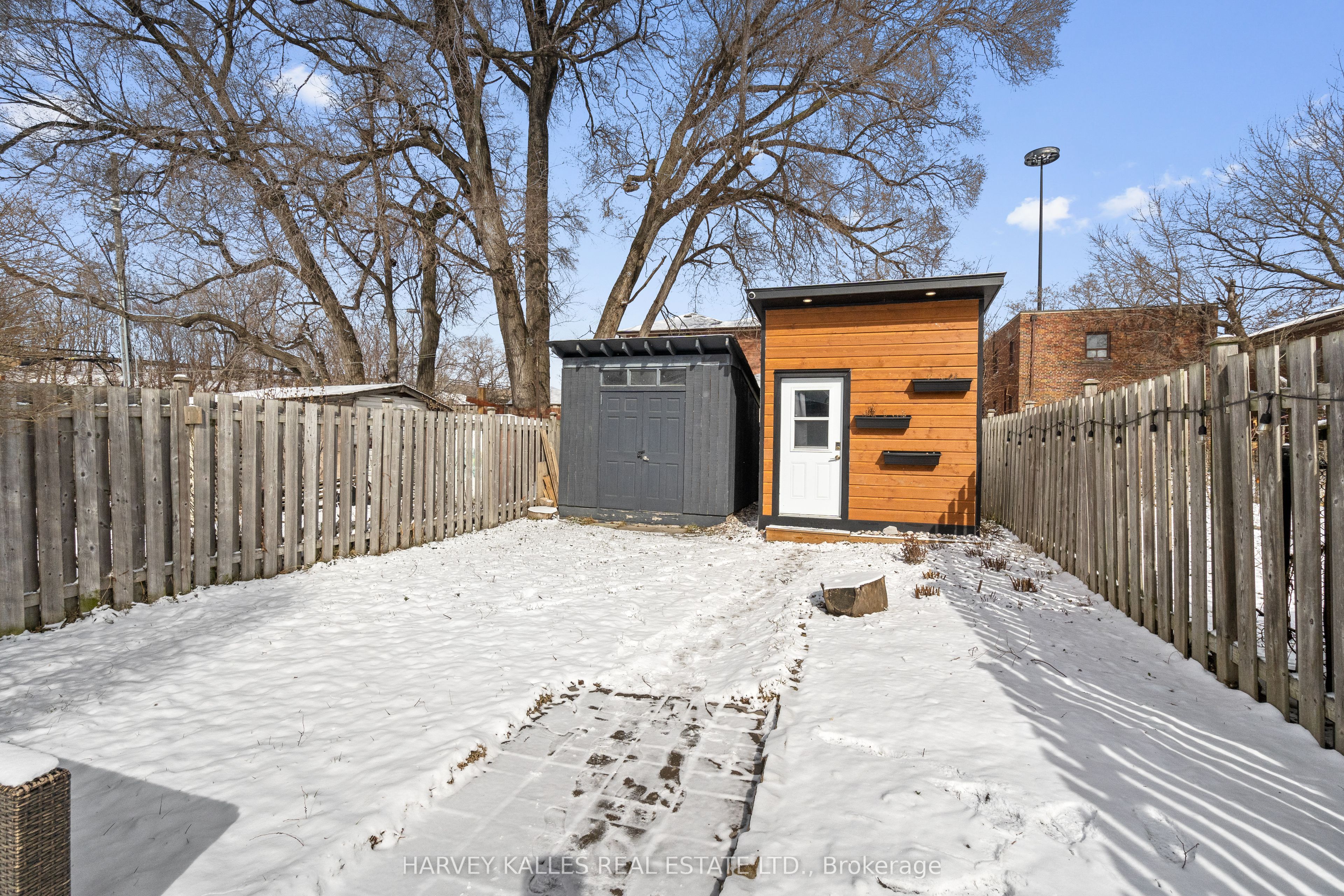 14 Manitoba Street Property Photo 40