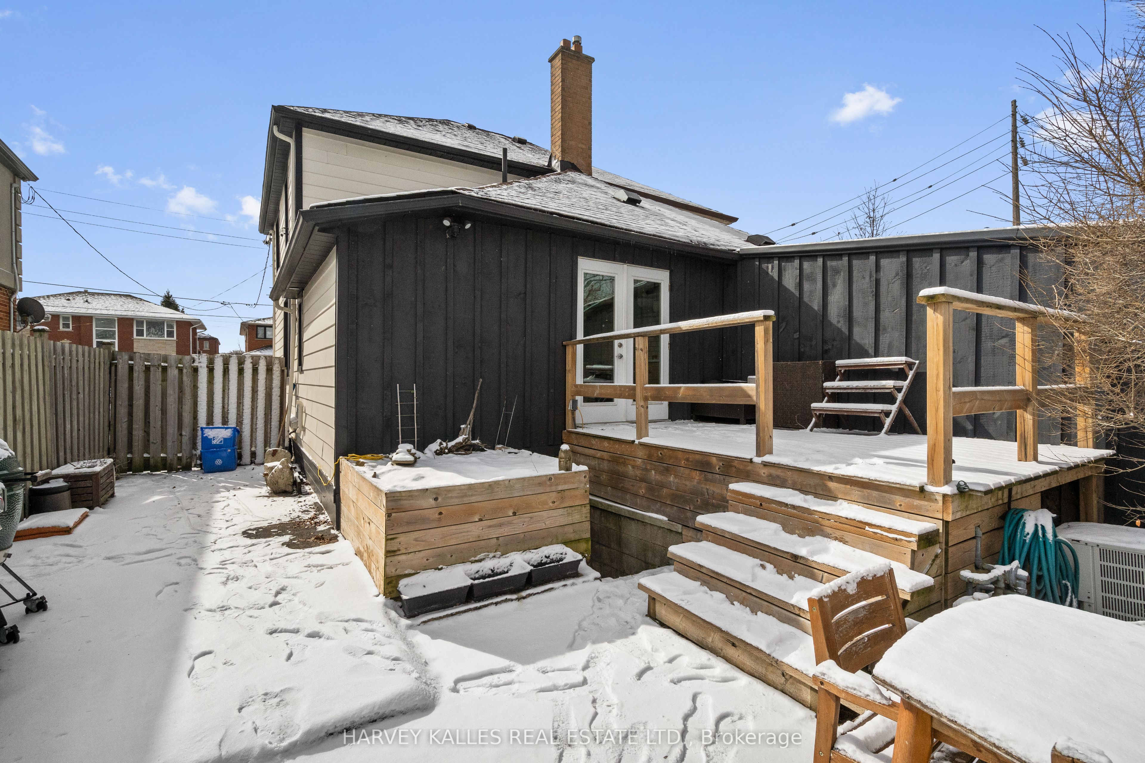 14 Manitoba Street Property Photo 41