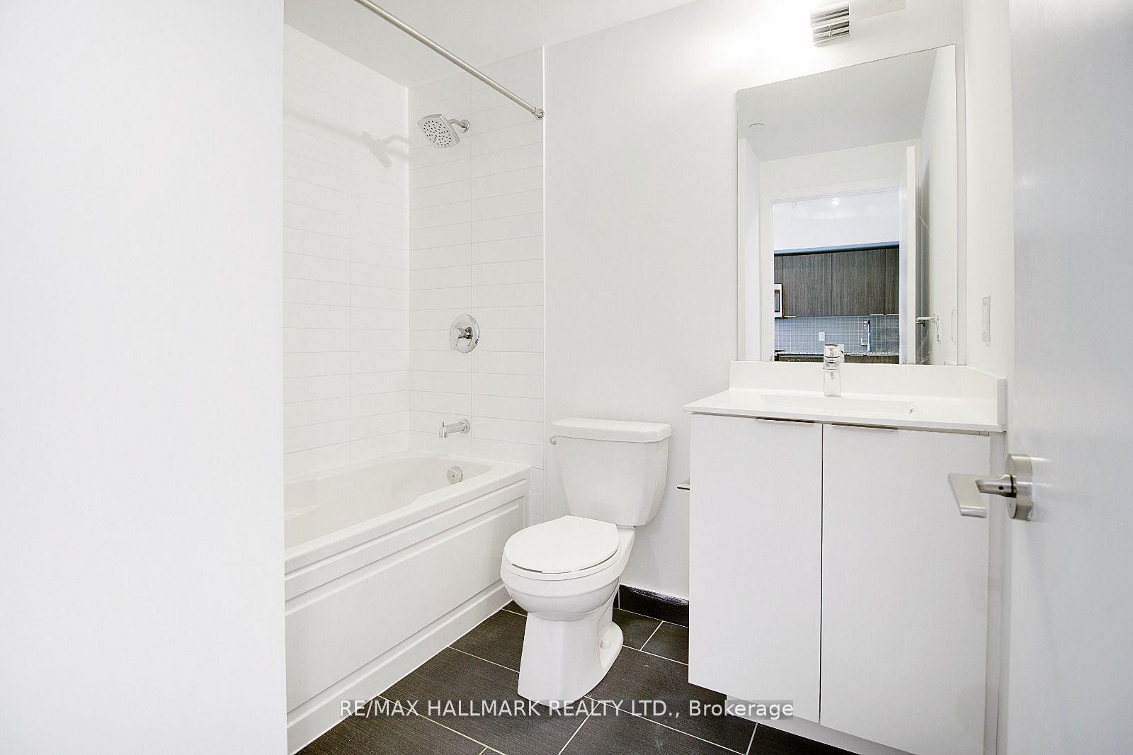 30 Shore Breeze Drive 3113 Property Photo 10