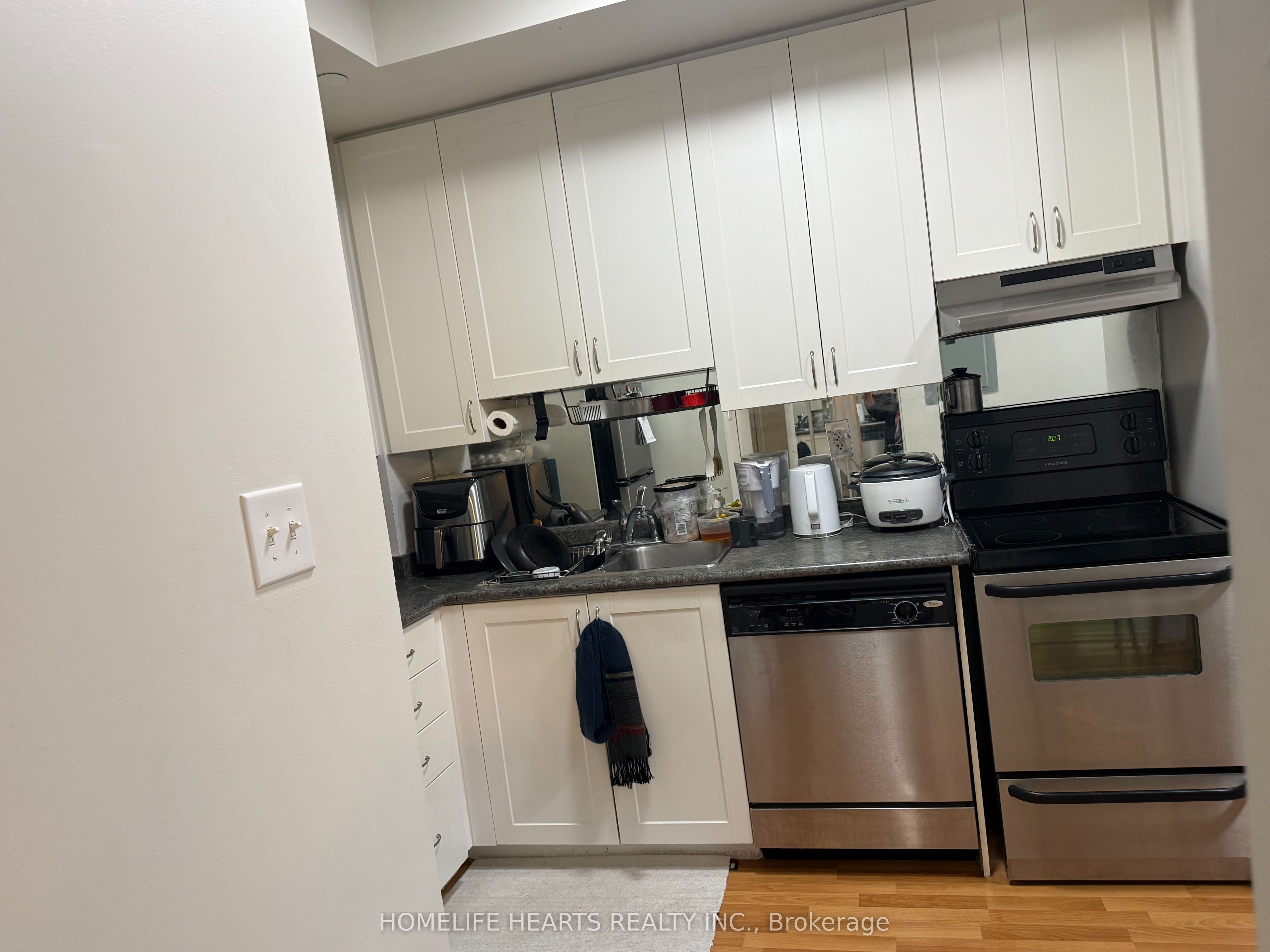 5150 Winston Churchill Boulevard 207 Property Photo 6