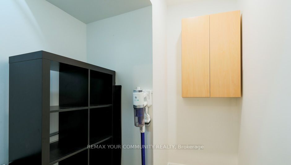 2874 Keele Street 405 Property Photo 15