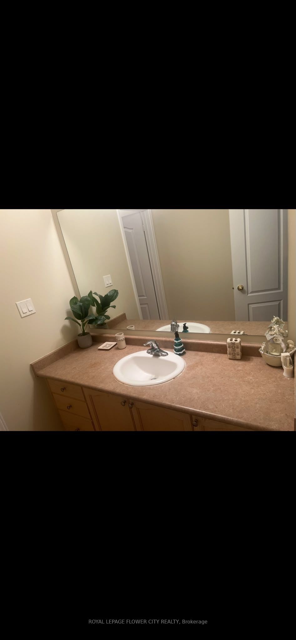 41 Cape Dorset Crescent Property Photo 13
