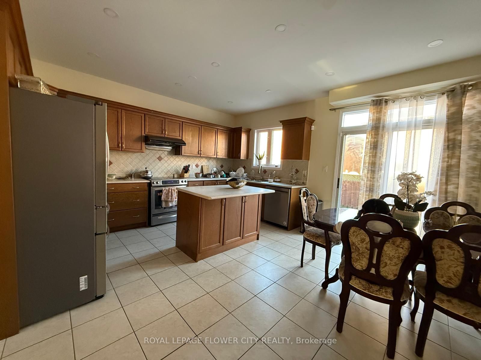 41 Cape Dorset Crescent Property Photo 16