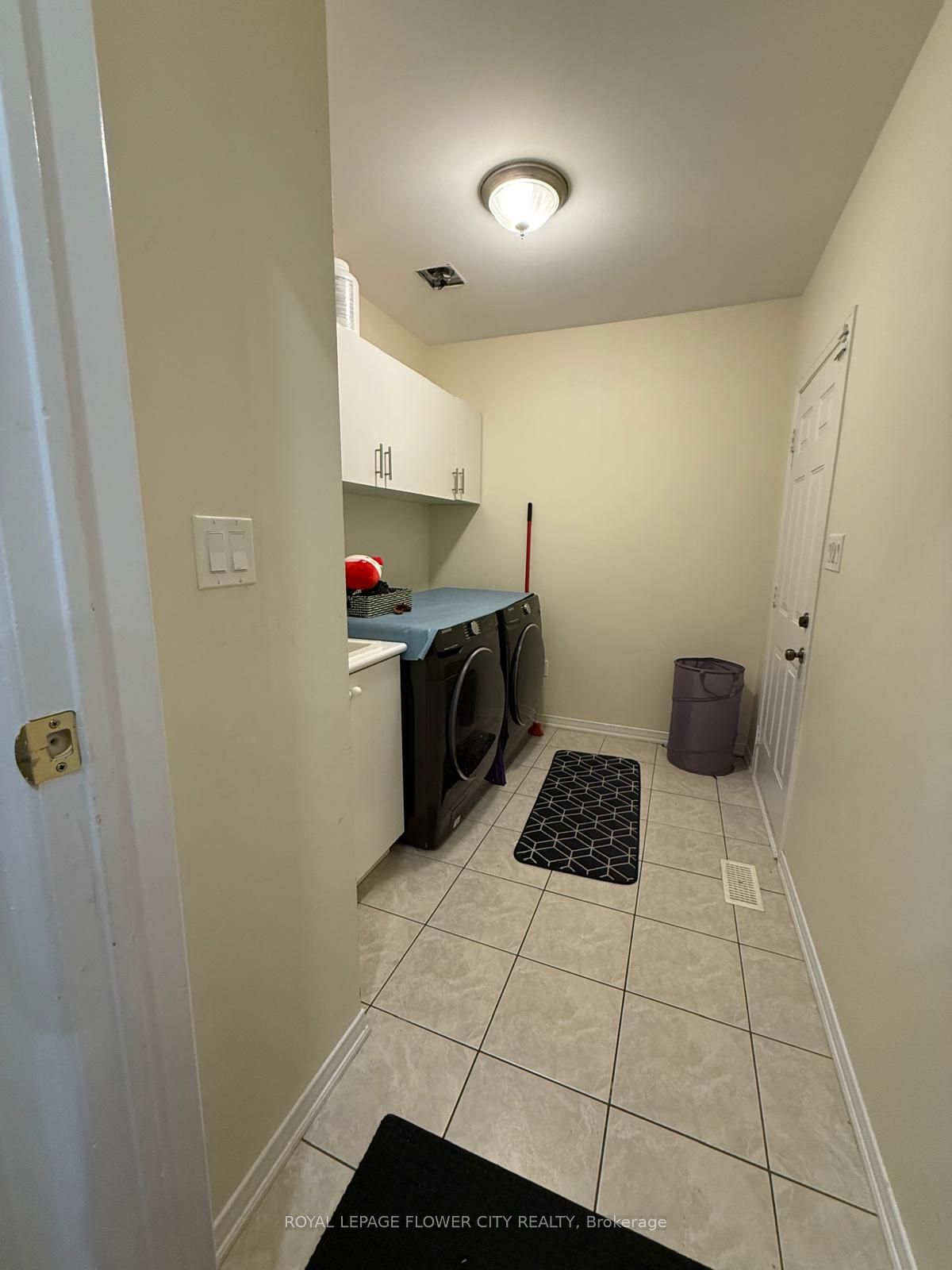 41 Cape Dorset Crescent Property Photo 26