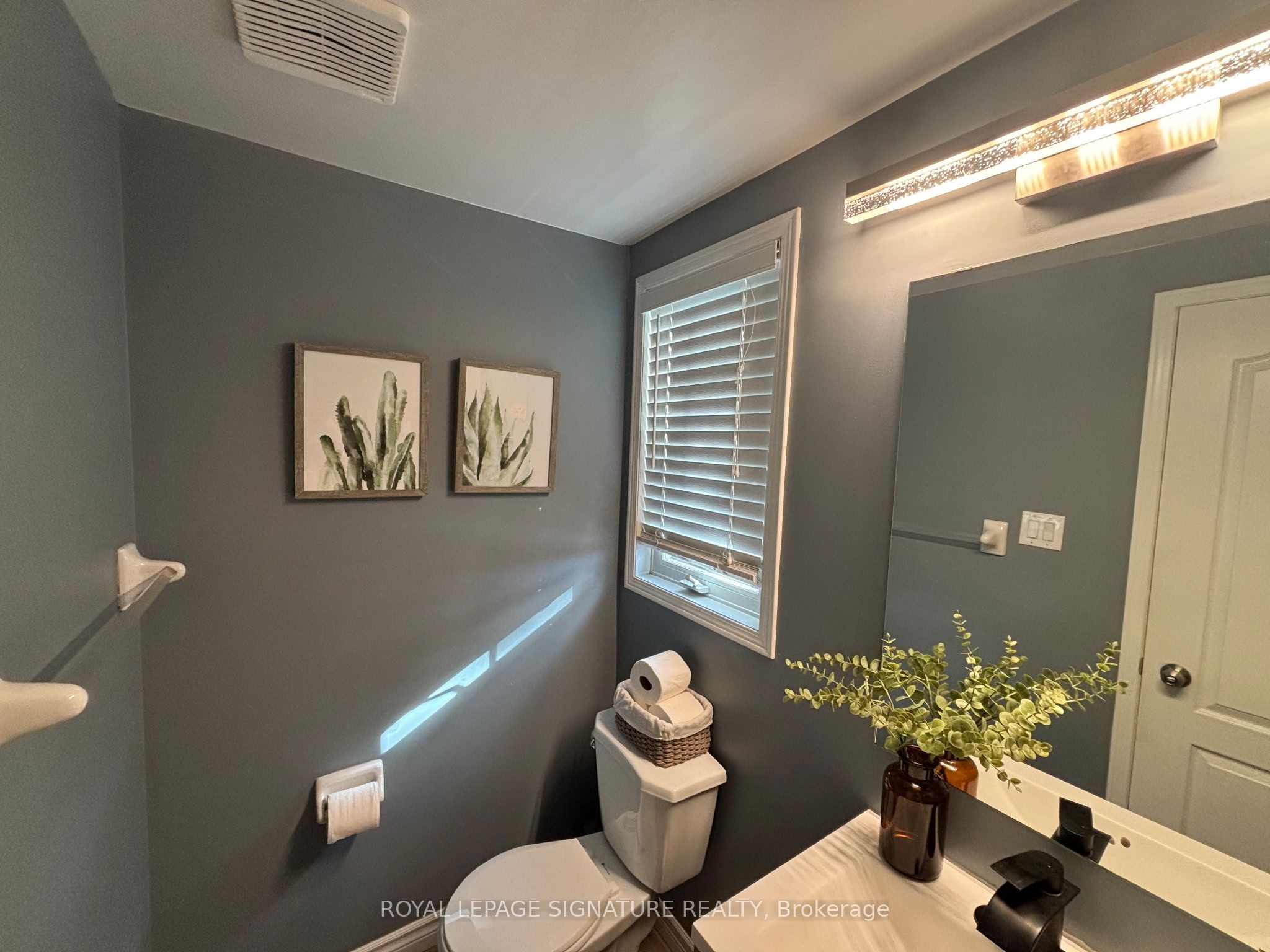 2112 Glenhampton Road Property Photo 9