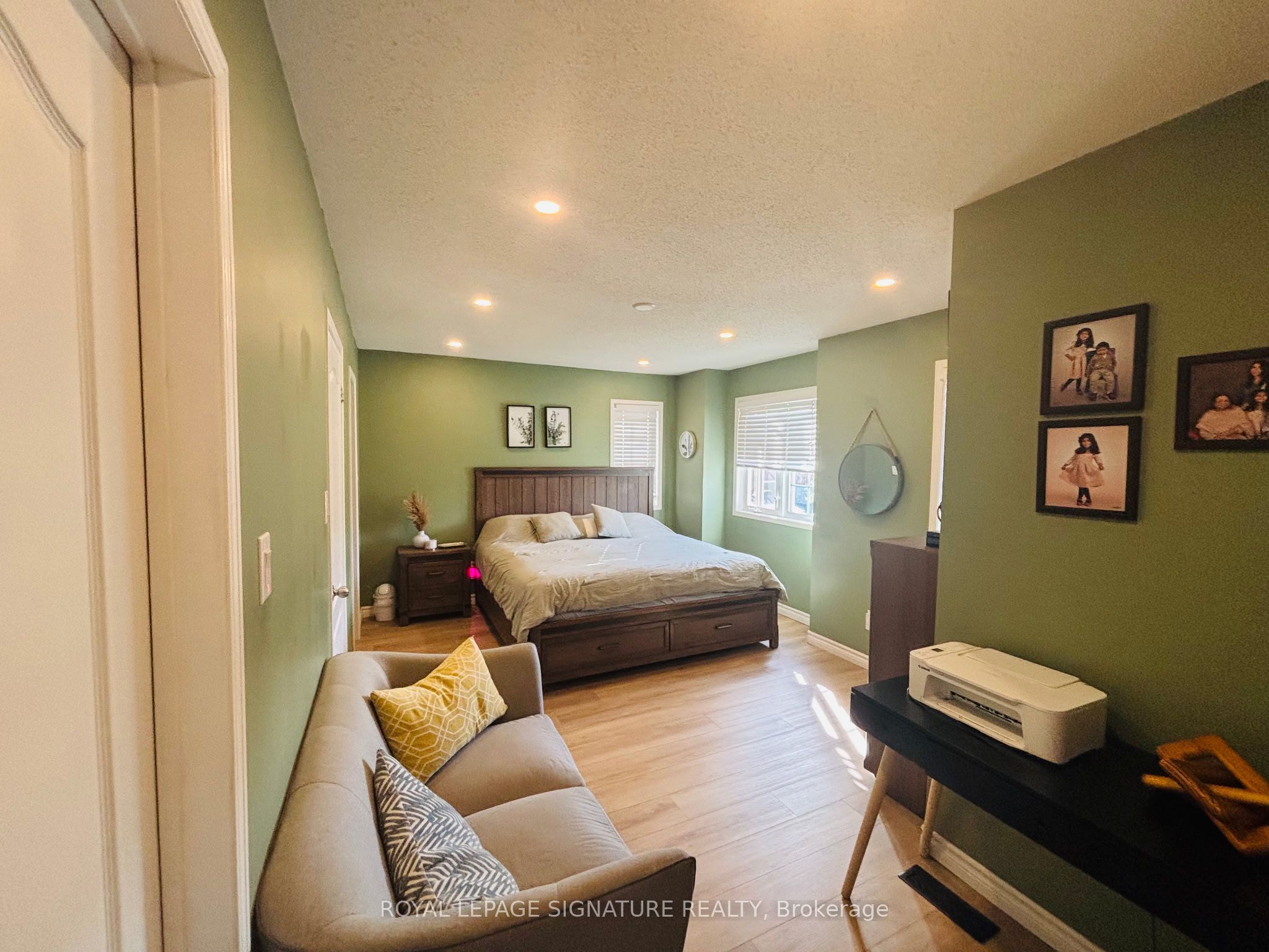 2112 Glenhampton Road Property Photo 37