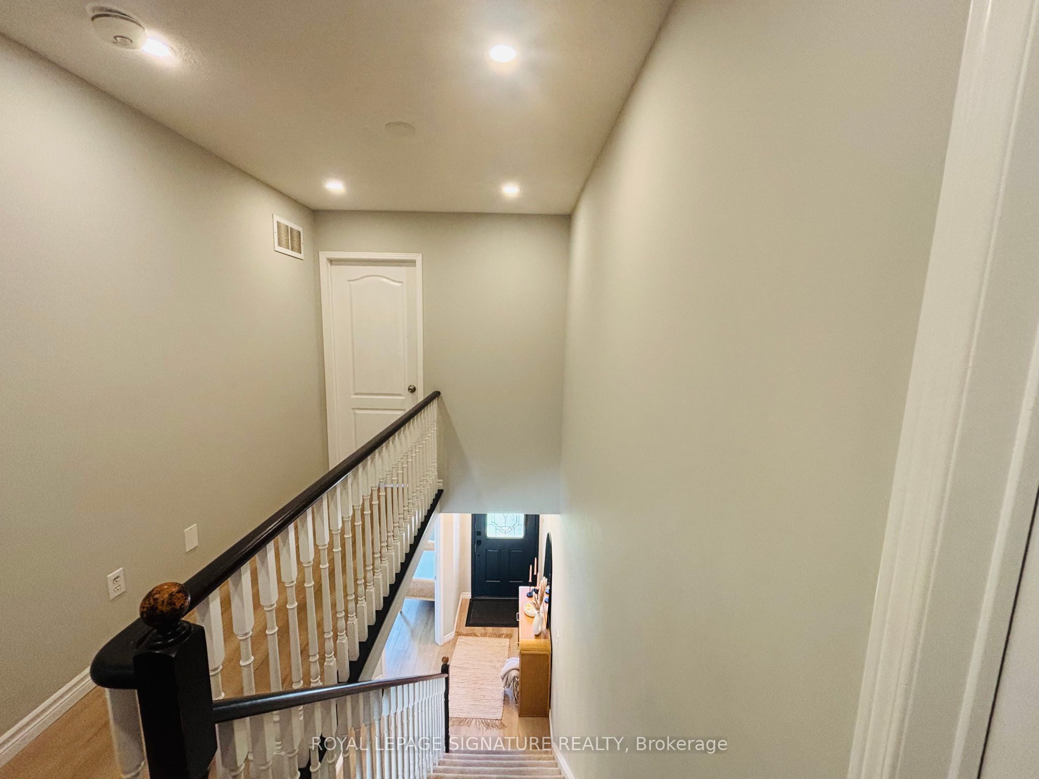 2112 Glenhampton Road Property Photo 43