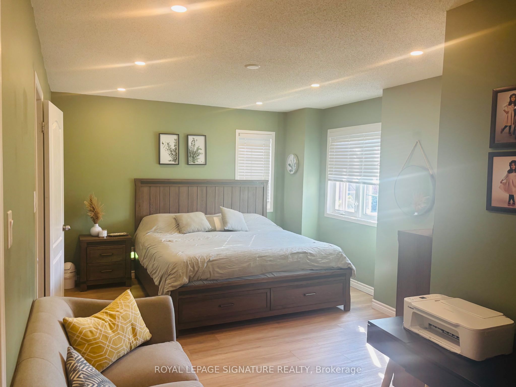 2112 Glenhampton Road Property Photo 45