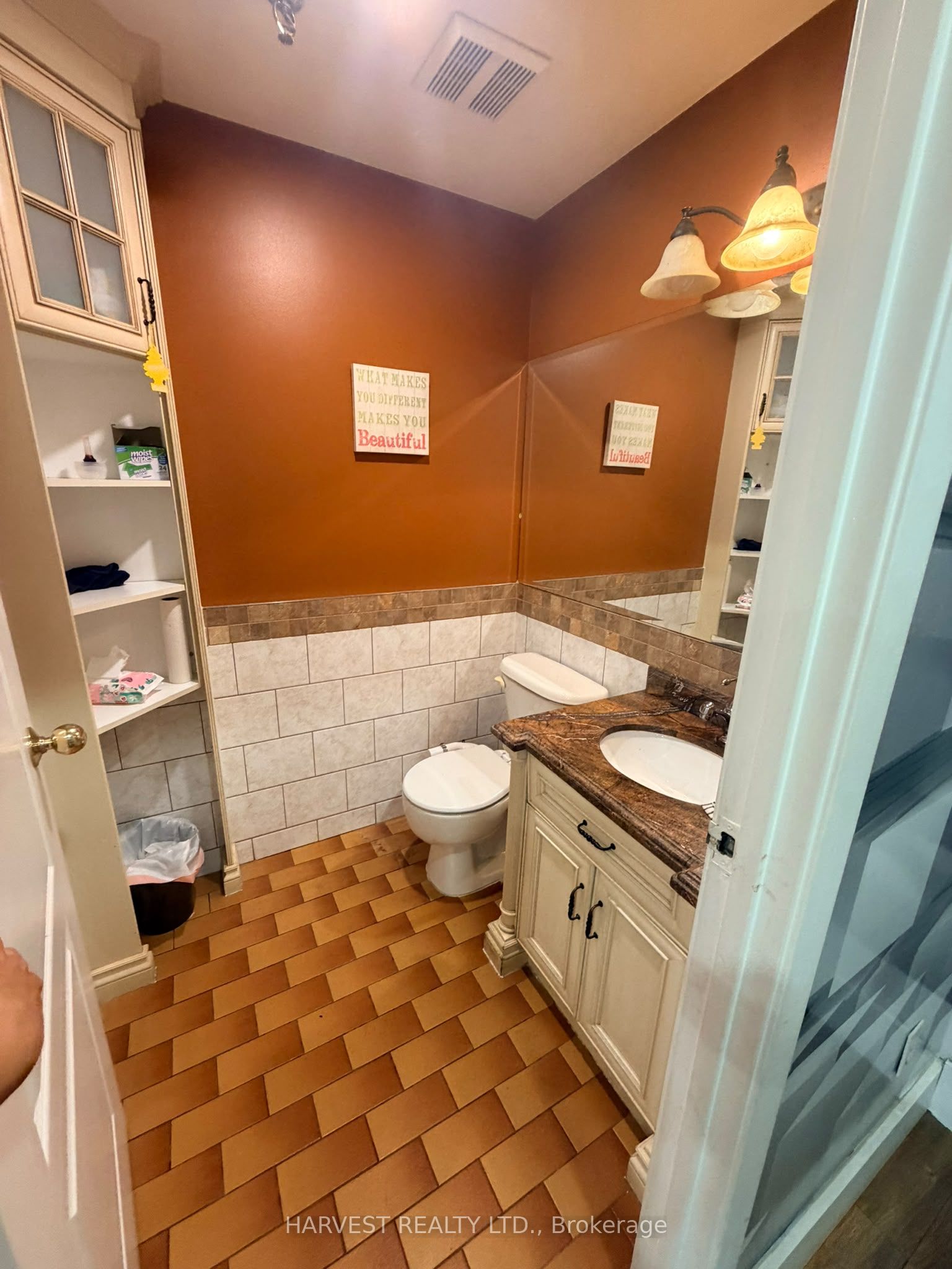 6045 Netherhart Road N 4 Property Photo 7