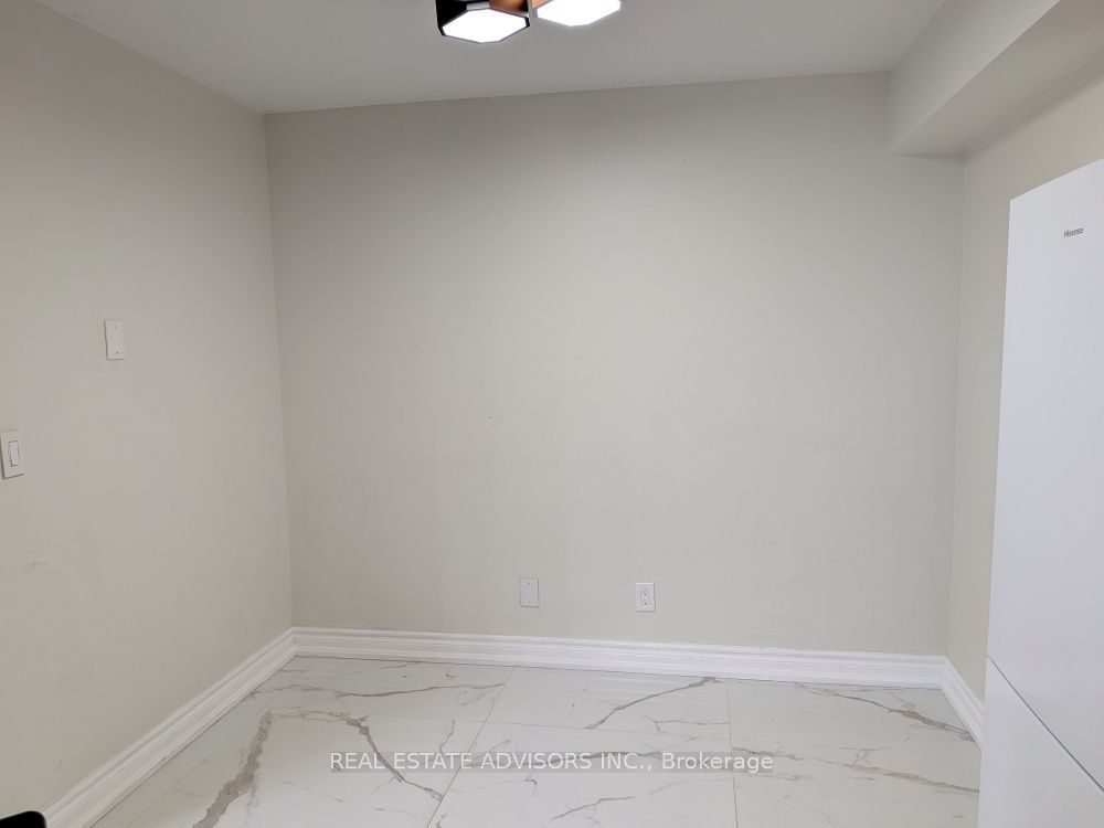 250 Manitoba Street 838 Property Photo 7