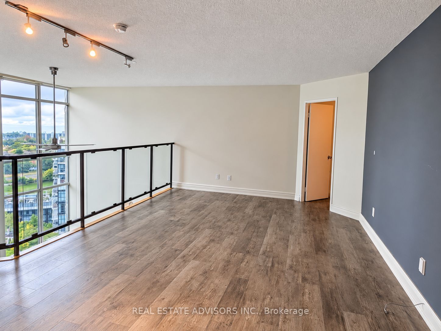 250 Manitoba Street 838 Property Photo 18