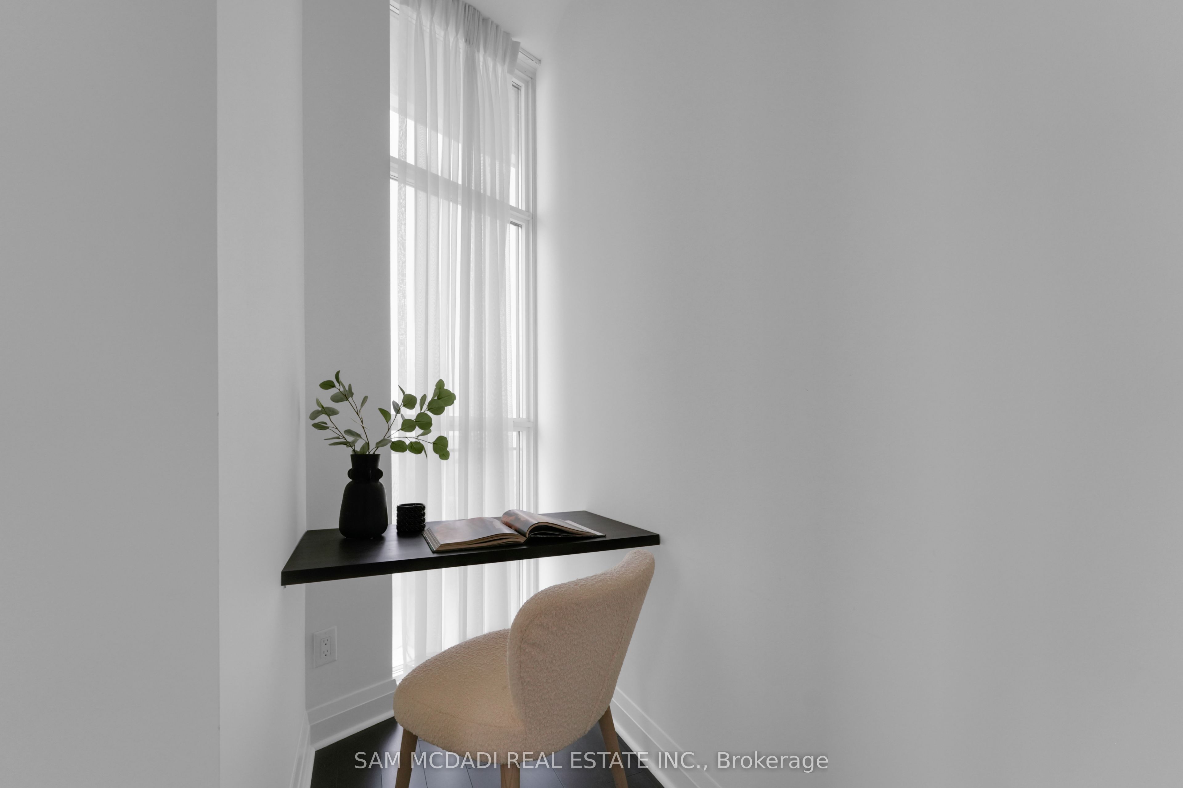 50 Absolute Avenue Ph3 Property Photo 19