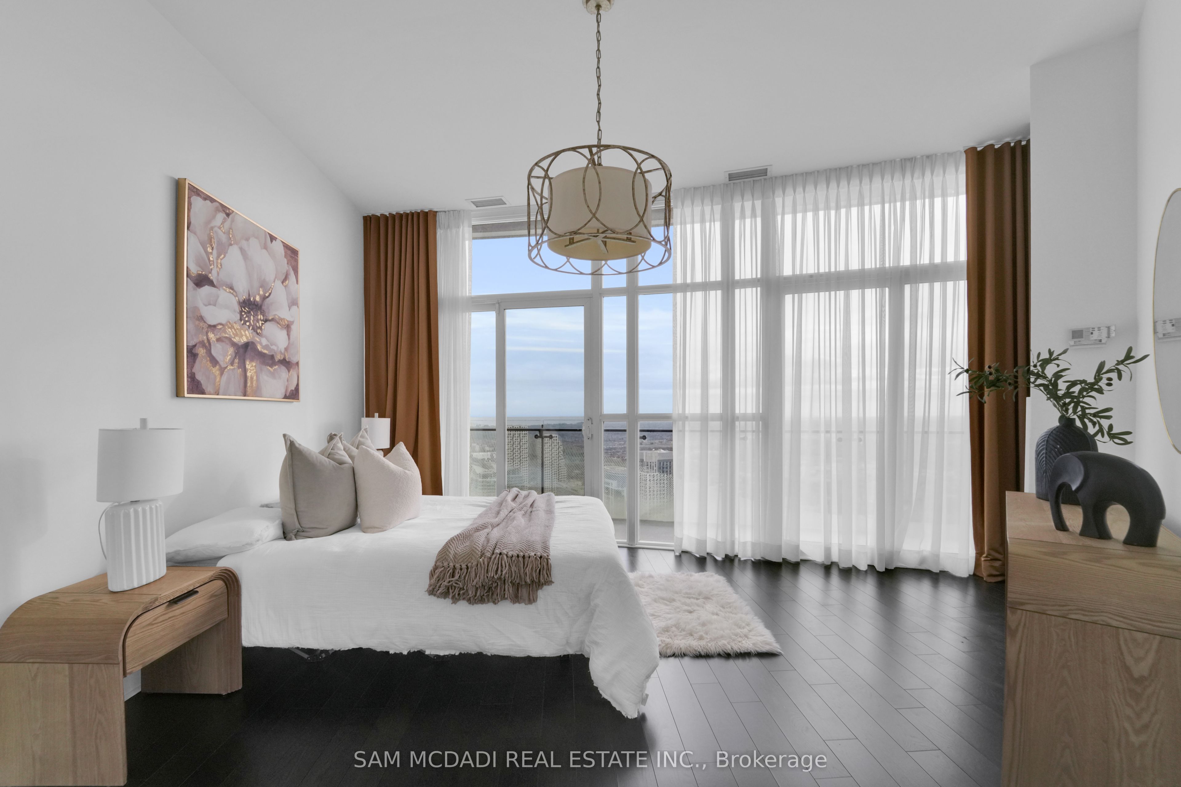50 Absolute Avenue Ph3 Property Photo 23