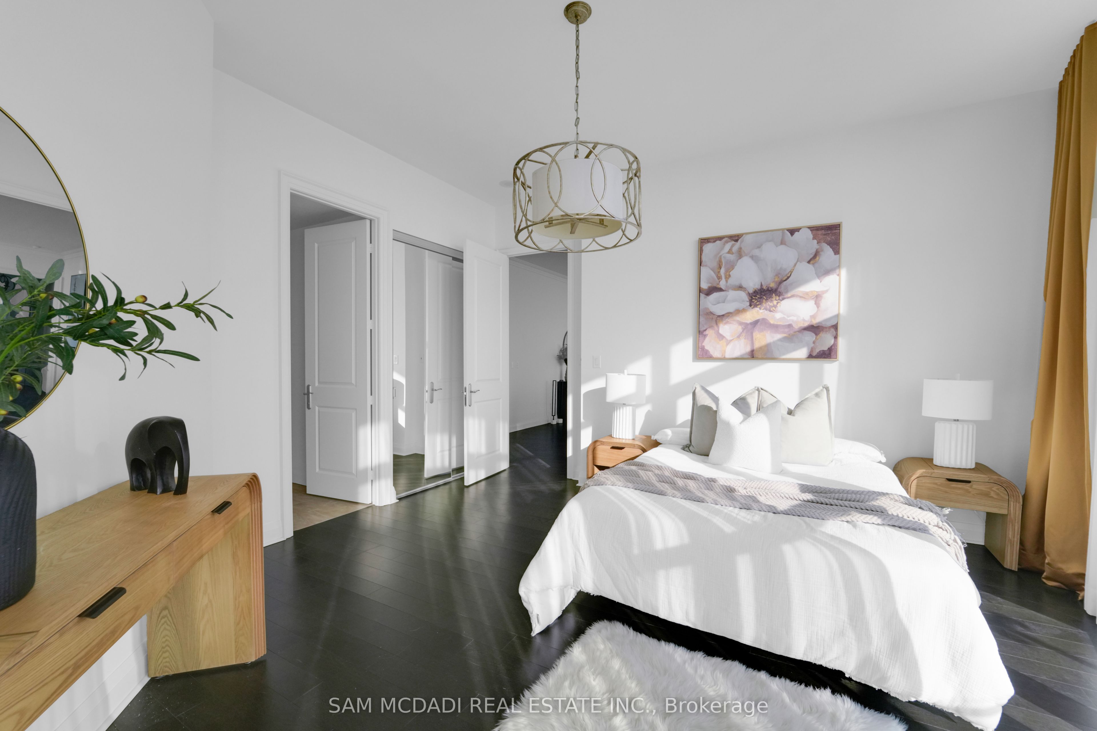 50 Absolute Avenue Ph3 Property Photo 24