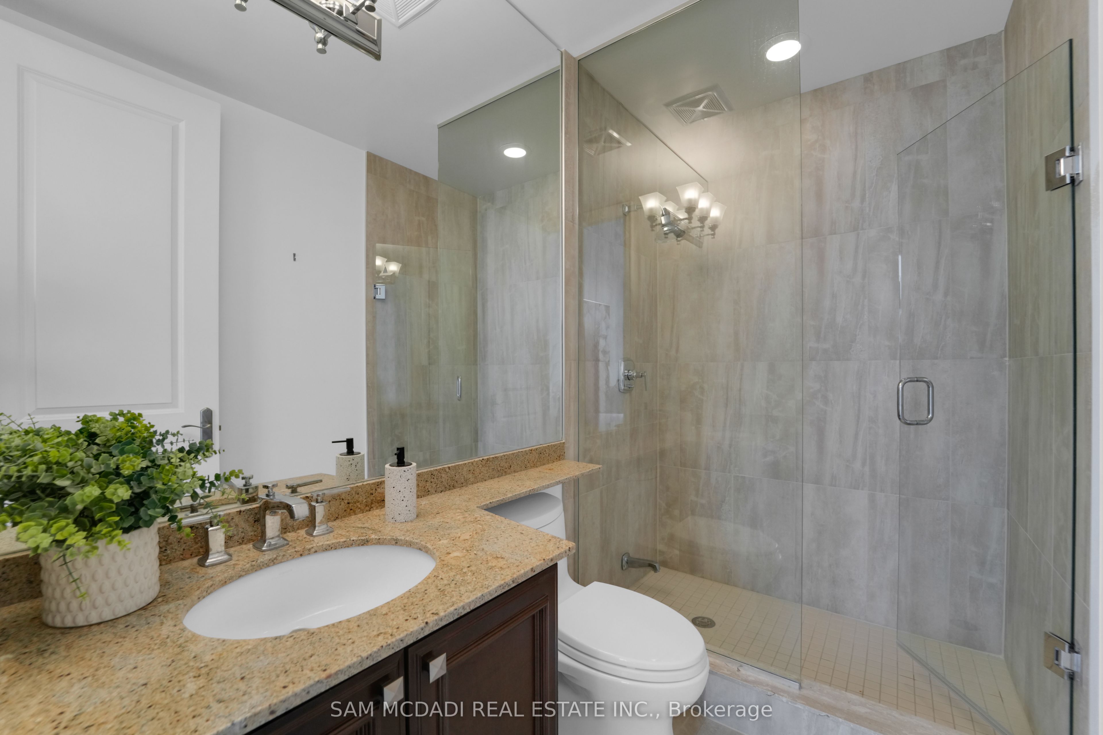 50 Absolute Avenue Ph3 Property Photo 25