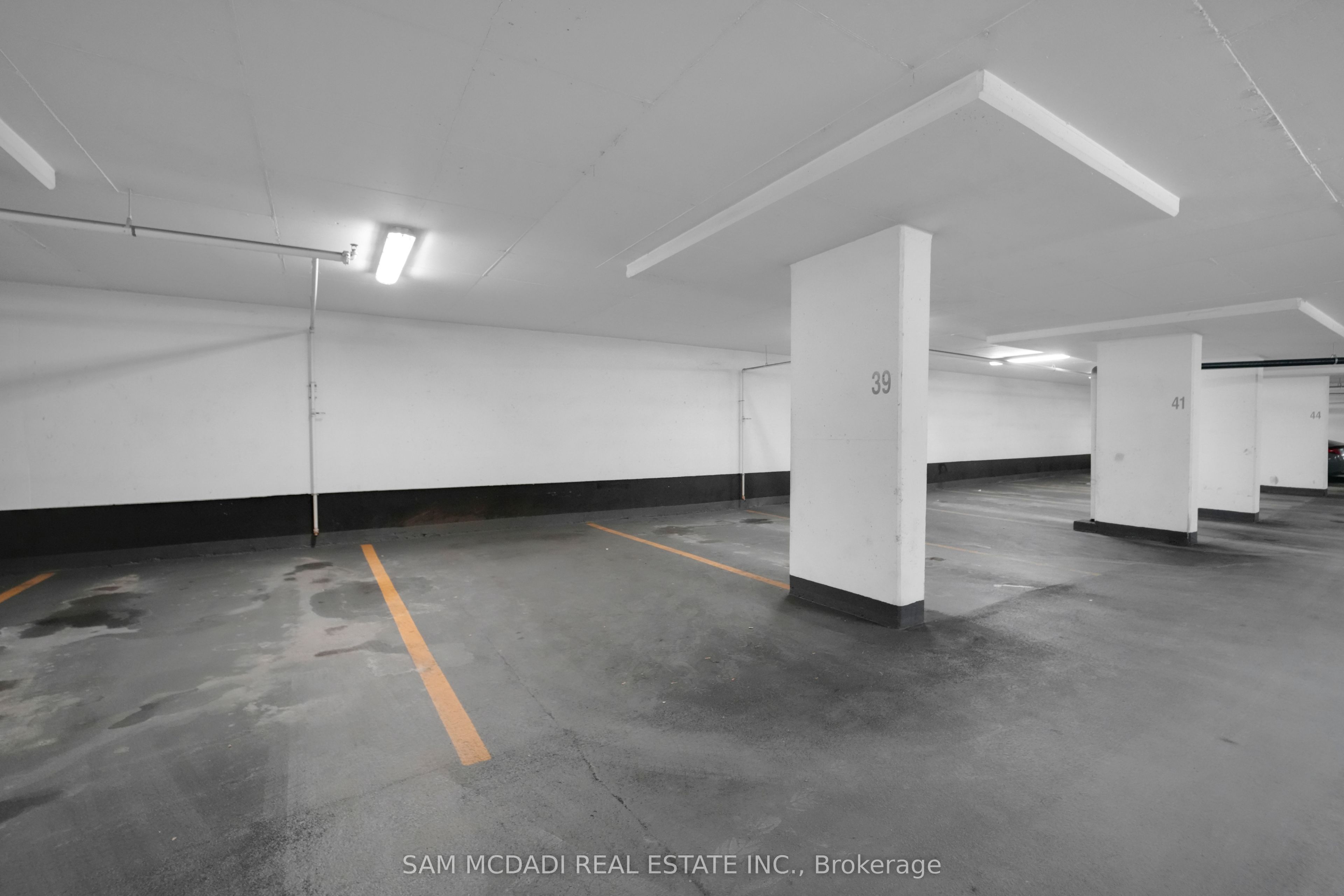 50 Absolute Avenue Ph3 Property Photo 35