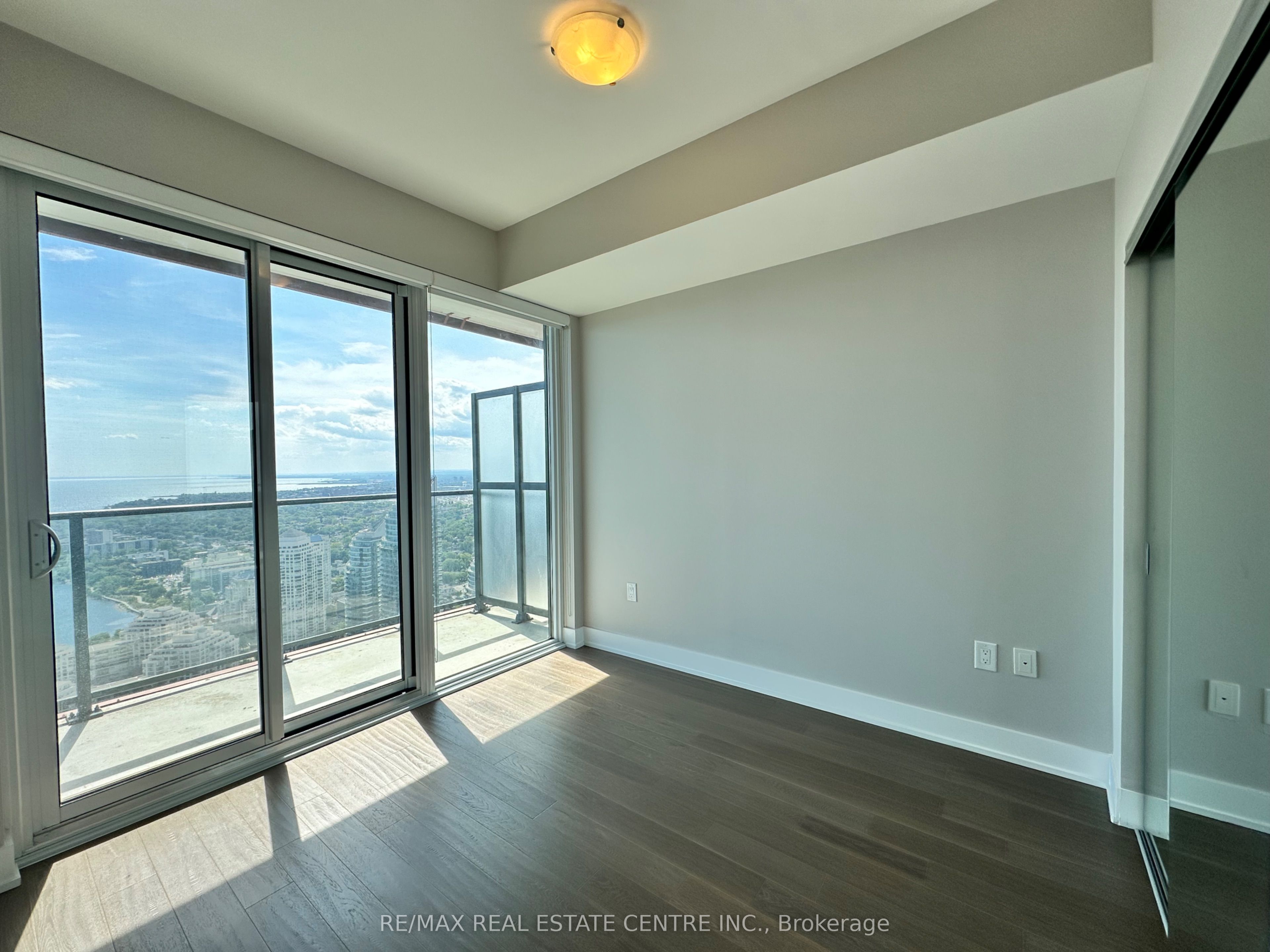 30 Shore Breeze Drive 4911 Property Photo 11