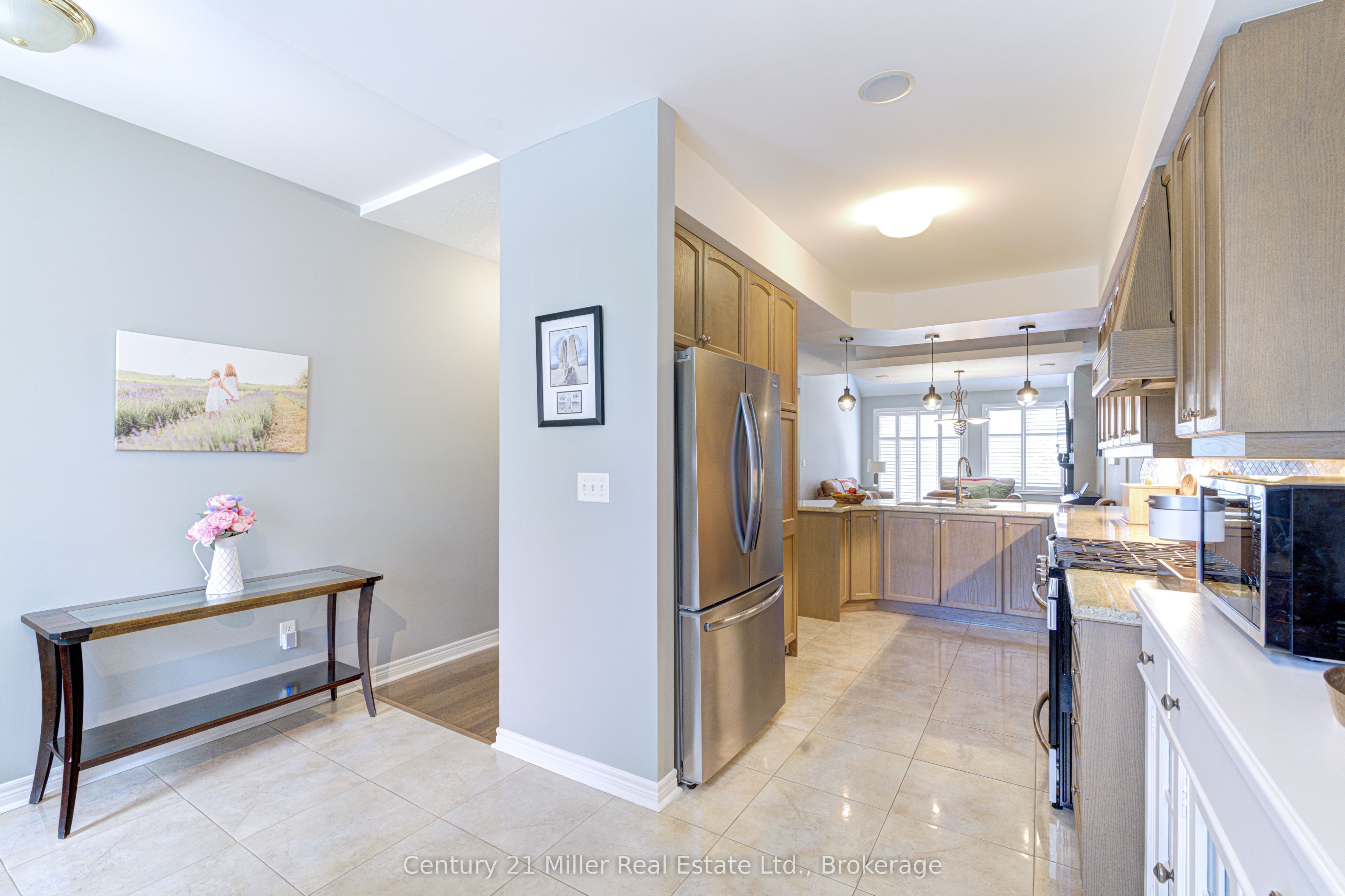 3202 Epworth Crescent Property Photo 6
