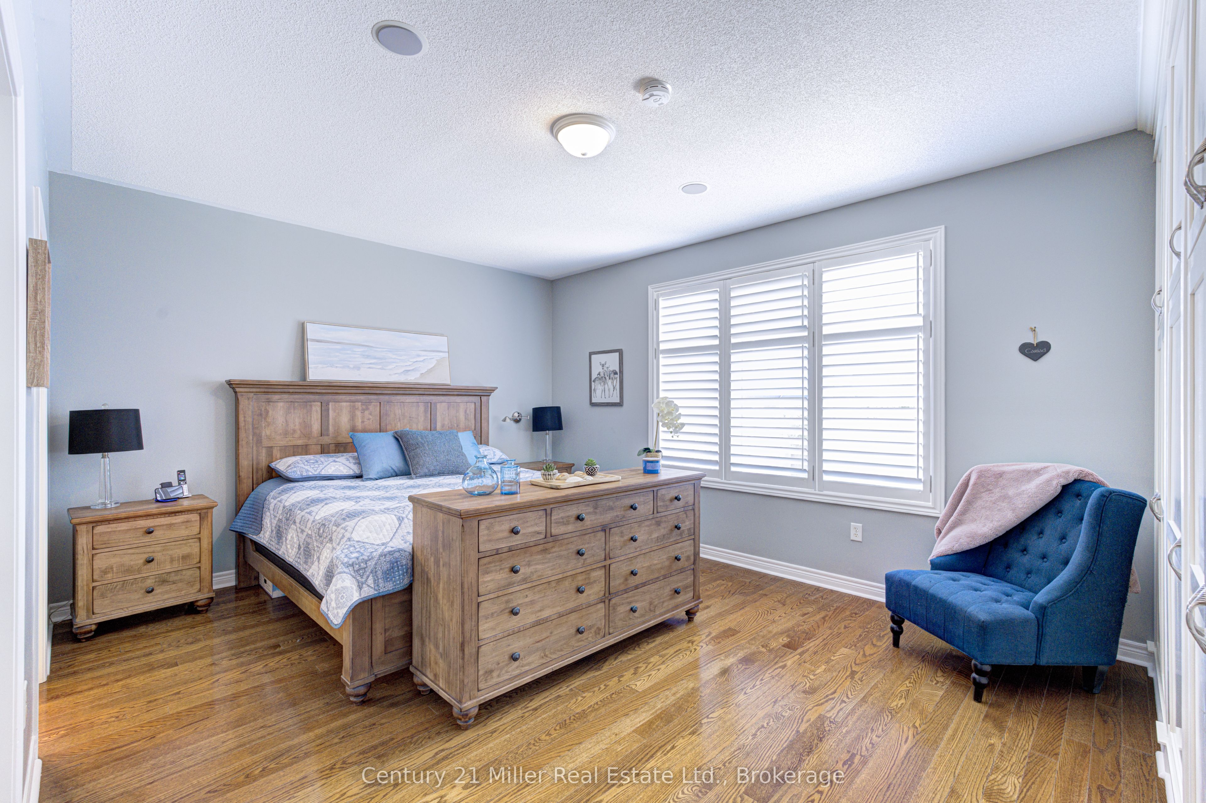 3202 Epworth Crescent Property Photo 15