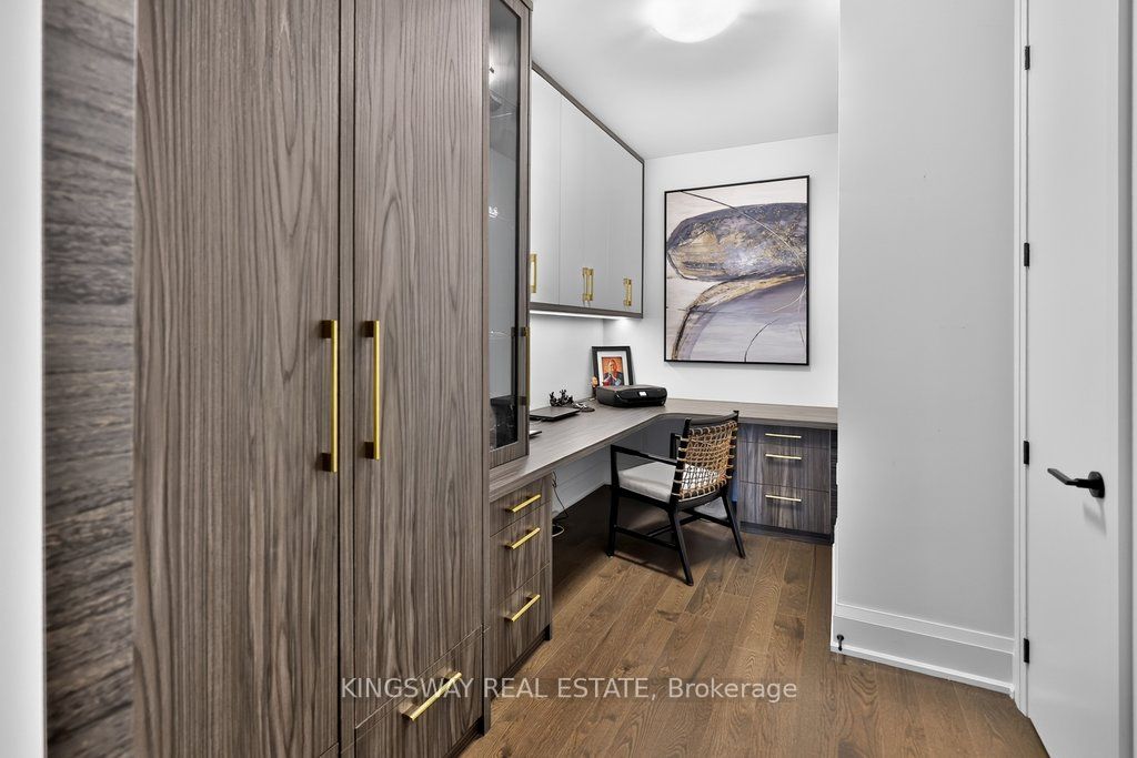 55 Port Street E 301 Property Photo 14