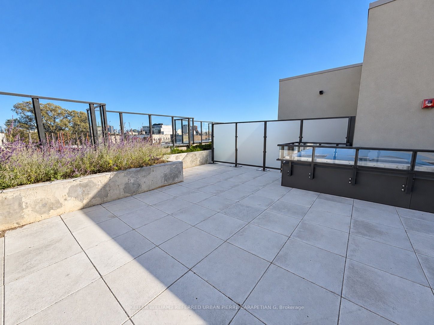 1 Vine Avenue 503 Property Photo 3