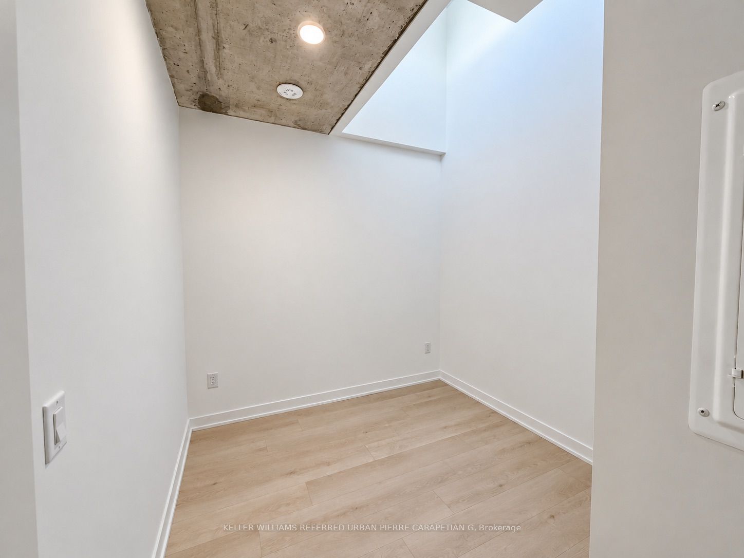 1 Vine Avenue 503 Property Photo 23