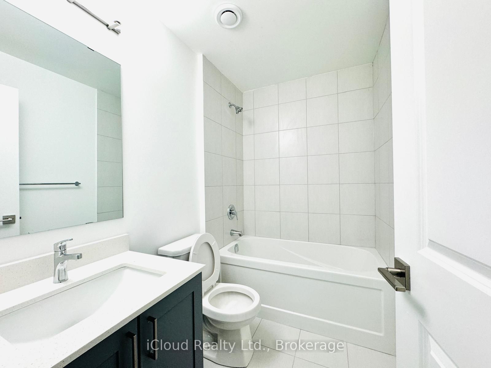 4025 Hickory Drive 9 Property Photo 4