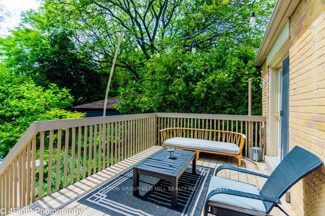 53 Savona Drive Property Photo 4