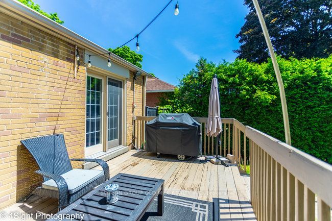 53 Savona Drive Property Photo 6