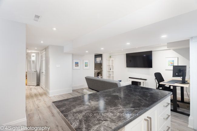 53 Savona Drive Property Photo 21