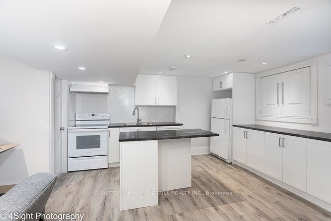 53 Savona Drive Property Photo 22