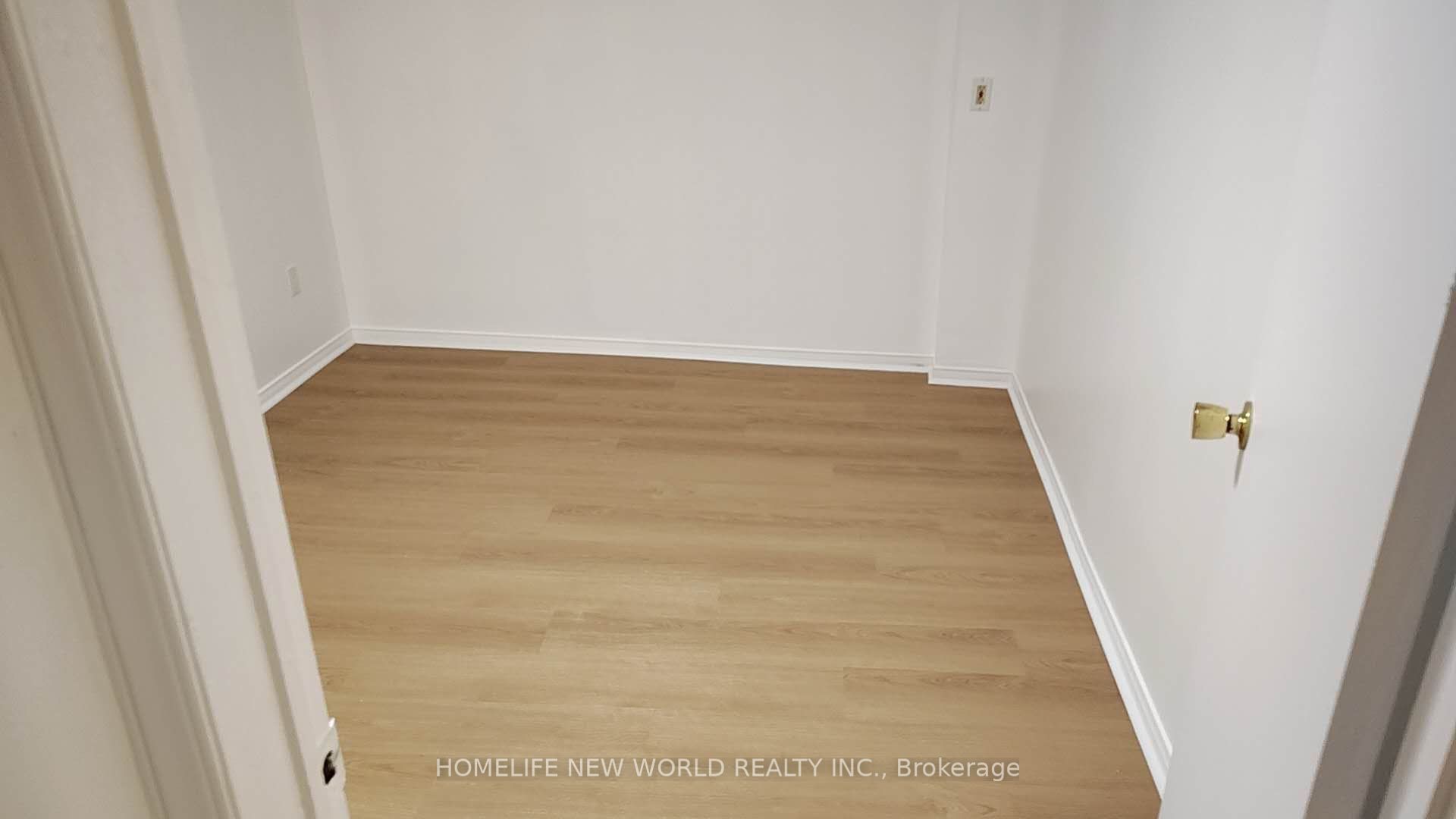 4383 Radisson Crescent Lower Level Property Photo 11