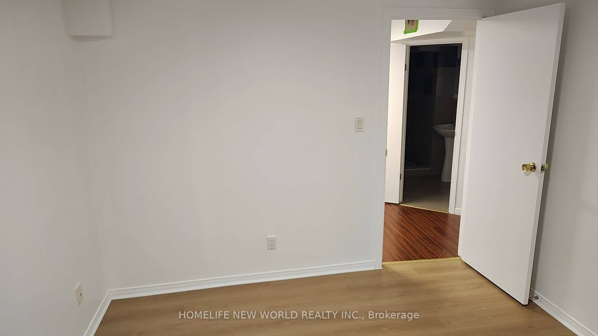 4383 Radisson Crescent Lower Level Property Photo 13