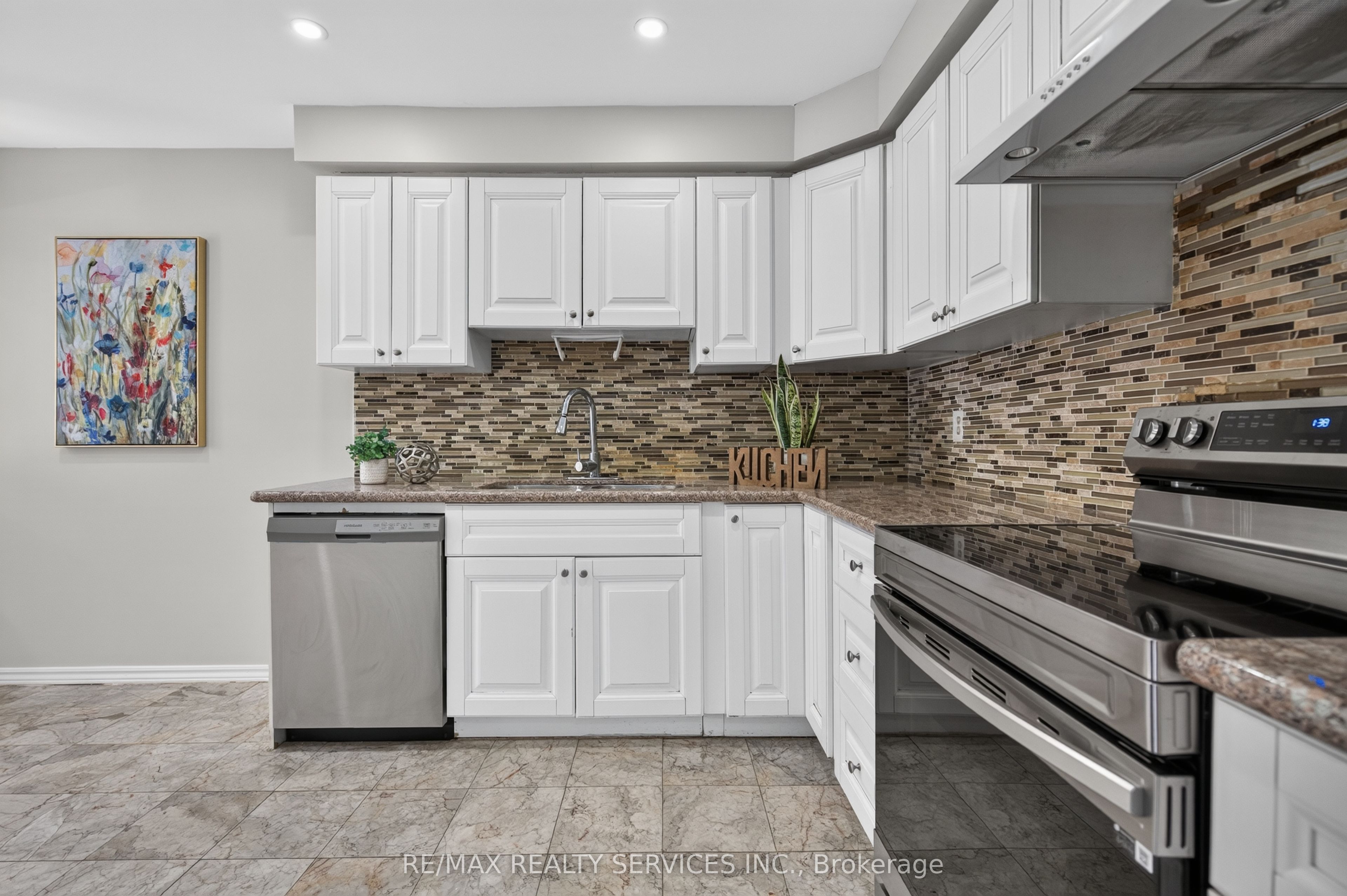 66 Clansman Trail Property Photo 28