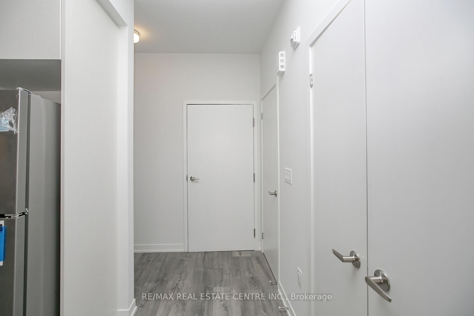 3556 Colonial Drive 4 Property Photo 3