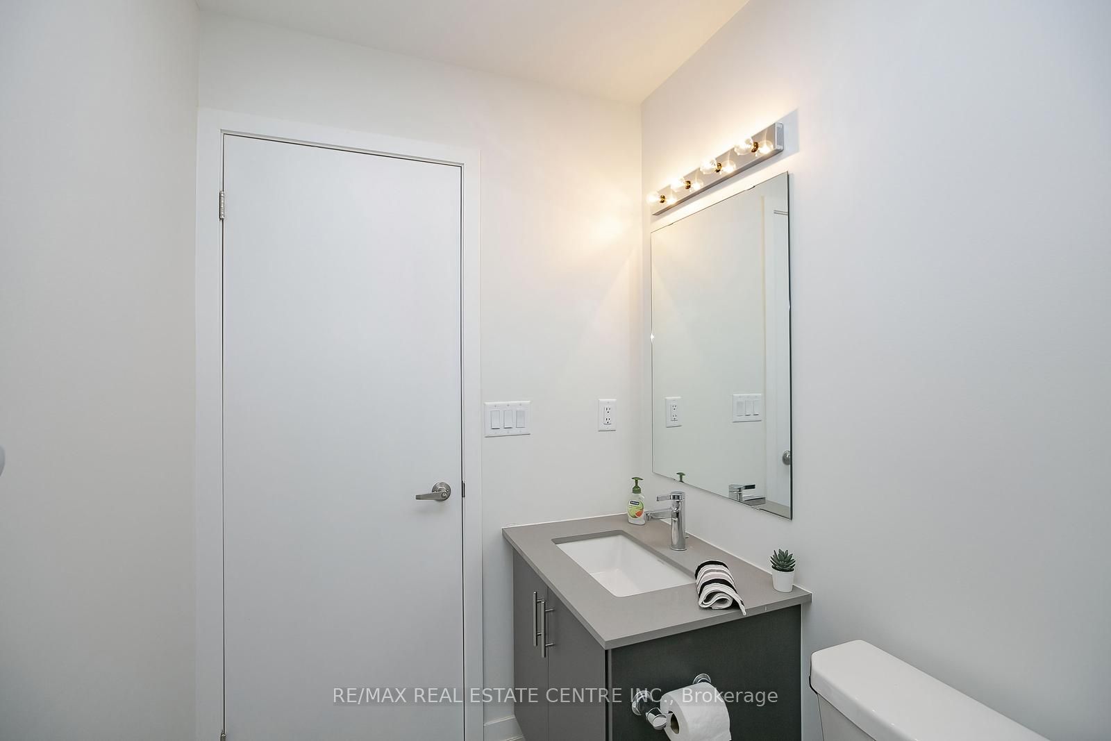 3556 Colonial Drive 4 Property Photo 27
