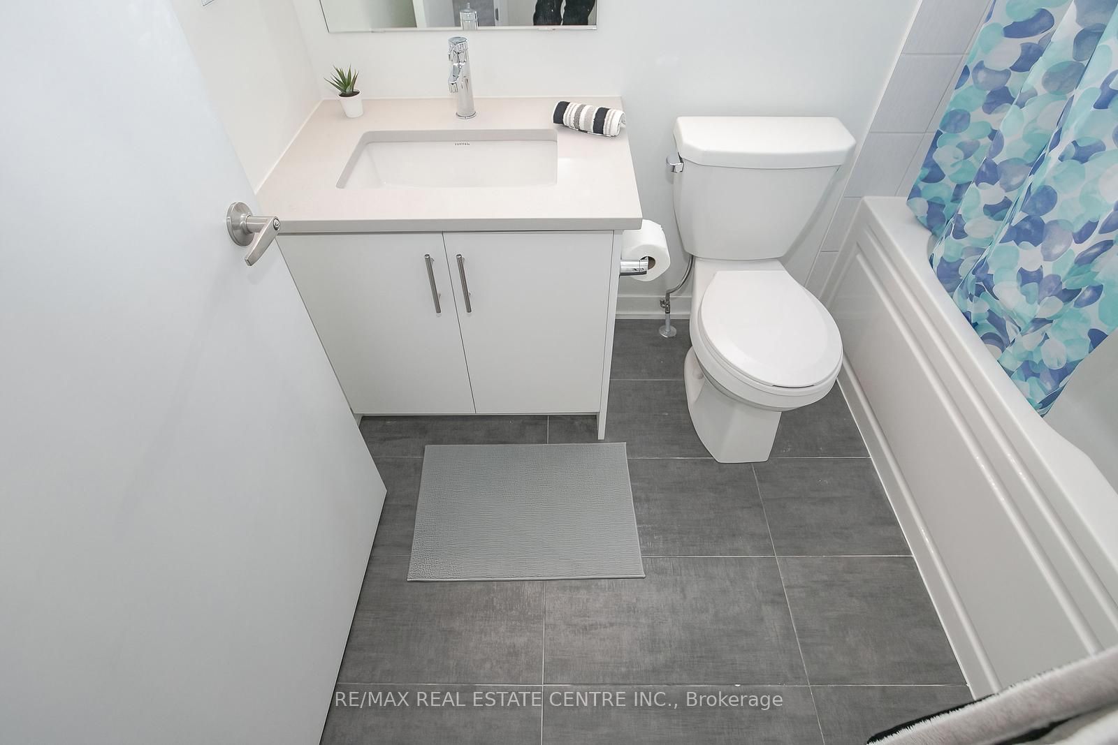 3556 Colonial Drive 4 Property Photo 31