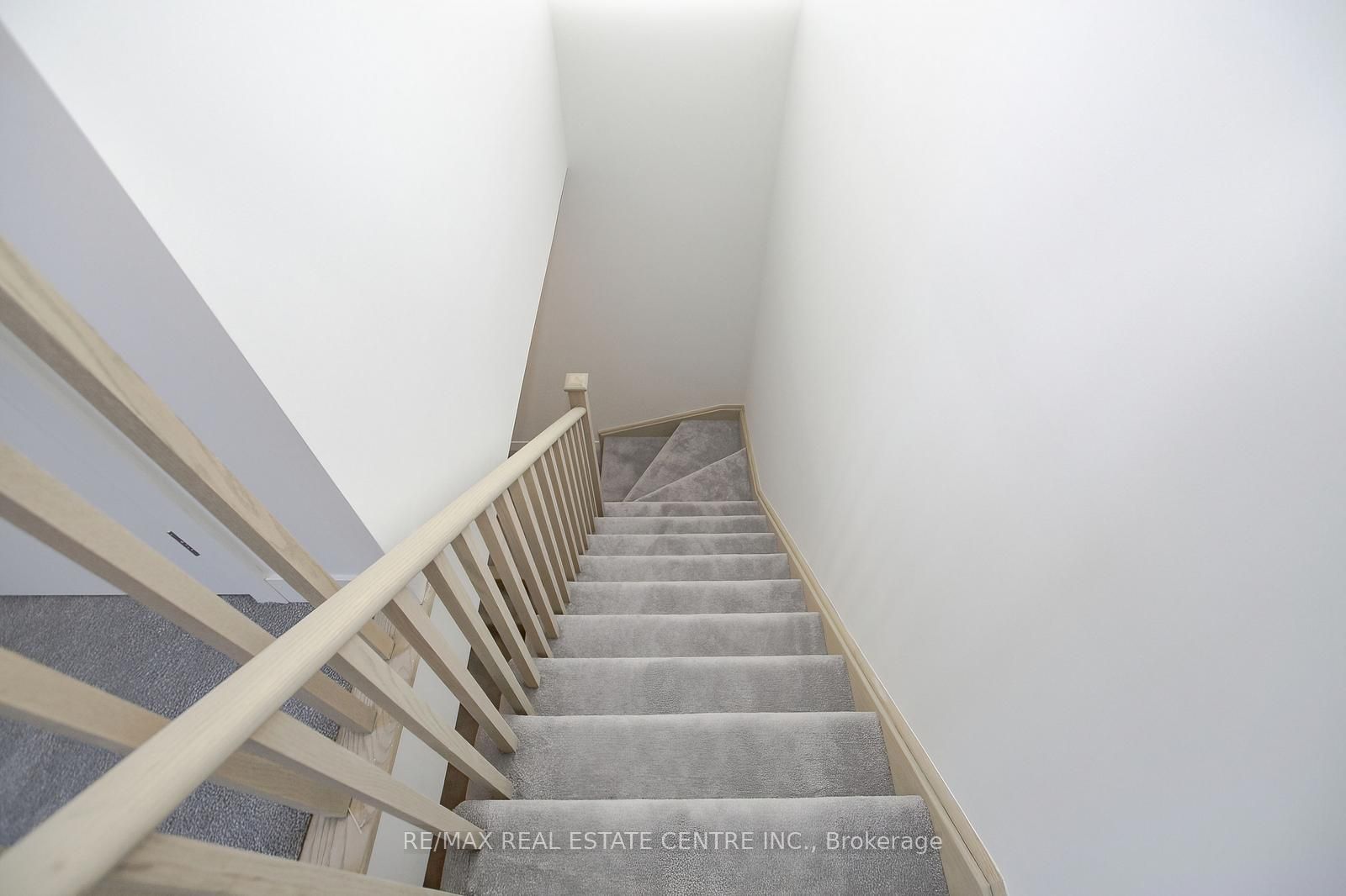 3556 Colonial Drive 4 Property Photo 34