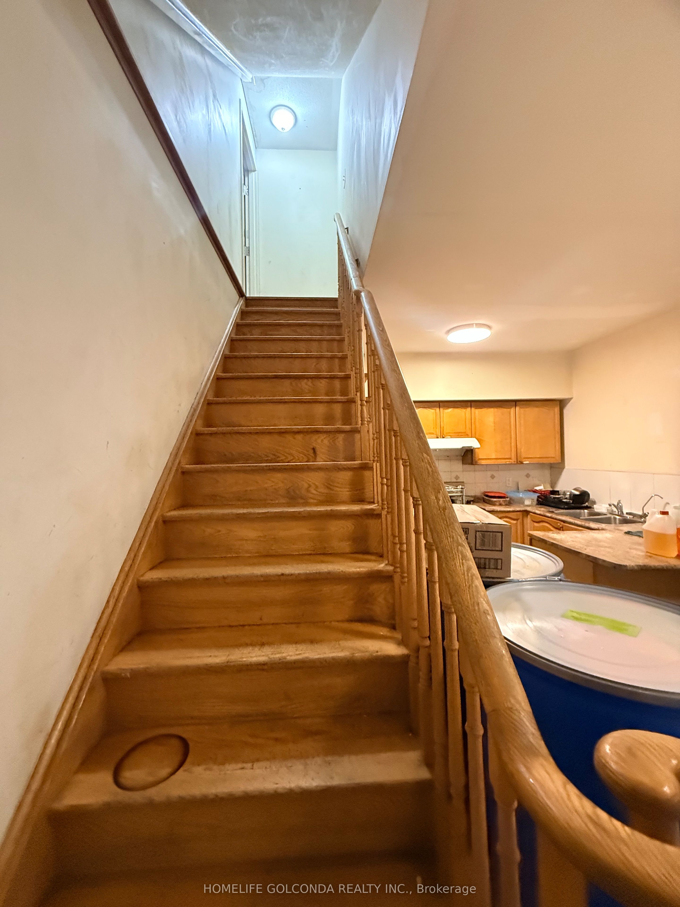 10 Aldwinckle Heights Property Photo 7