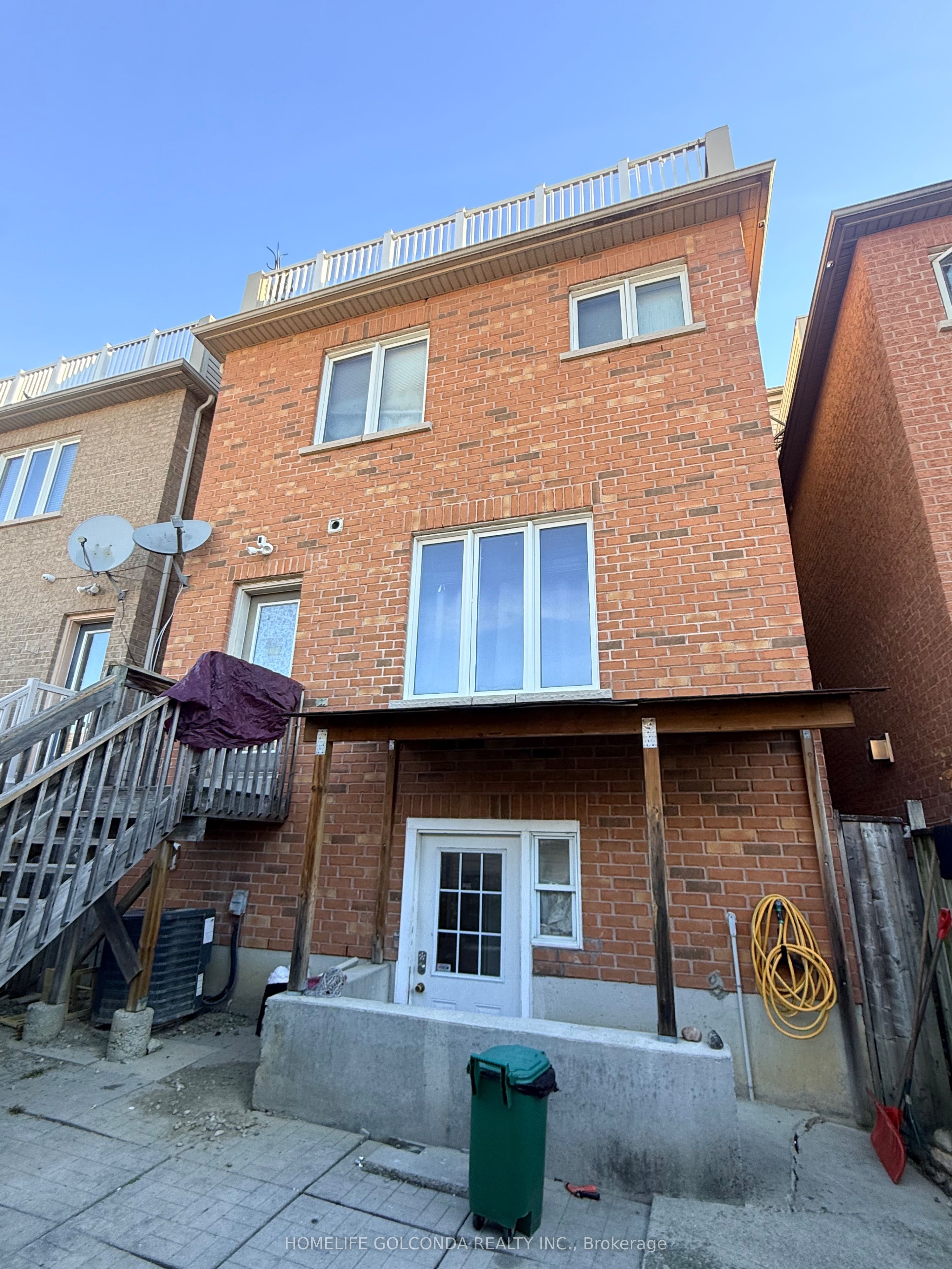 10 Aldwinckle Heights Property Photo 24