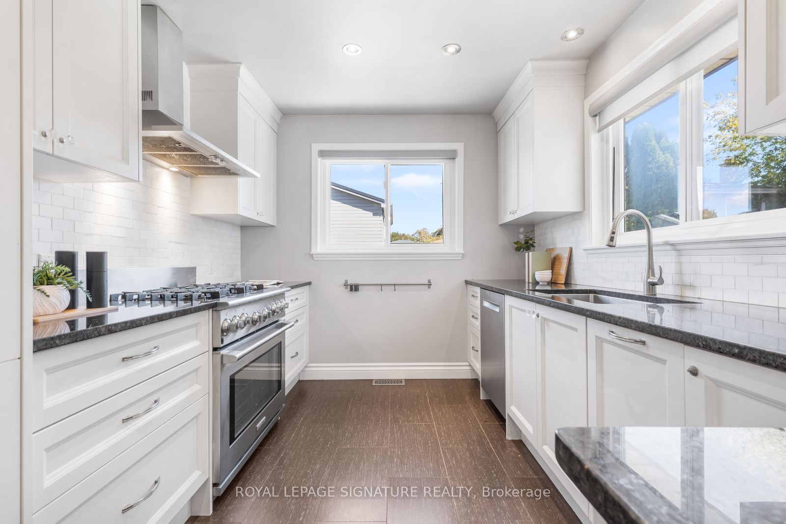 72 Cavendish Crescent Property Photo 15