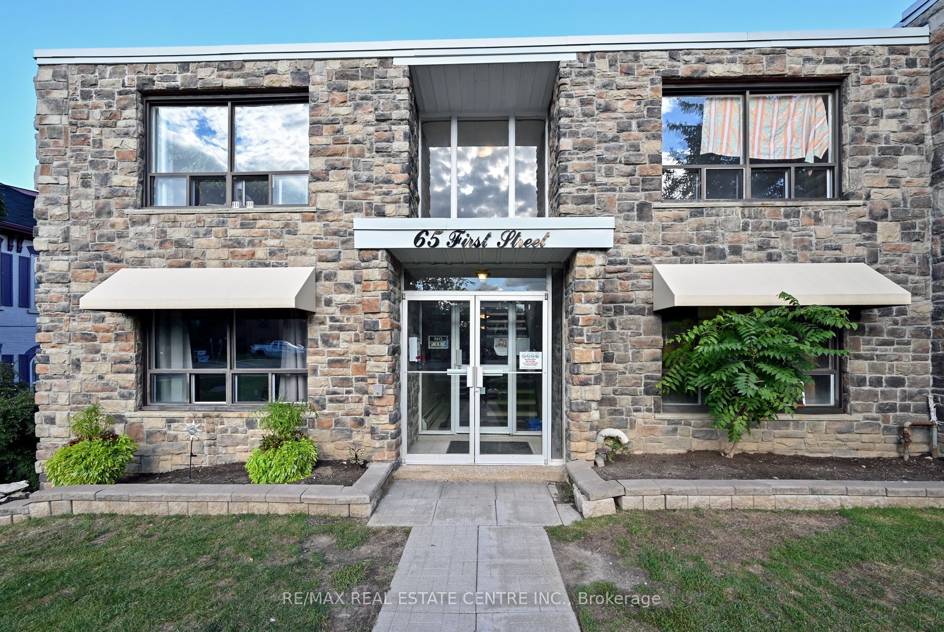 65 First Street 10 Property Photo 3