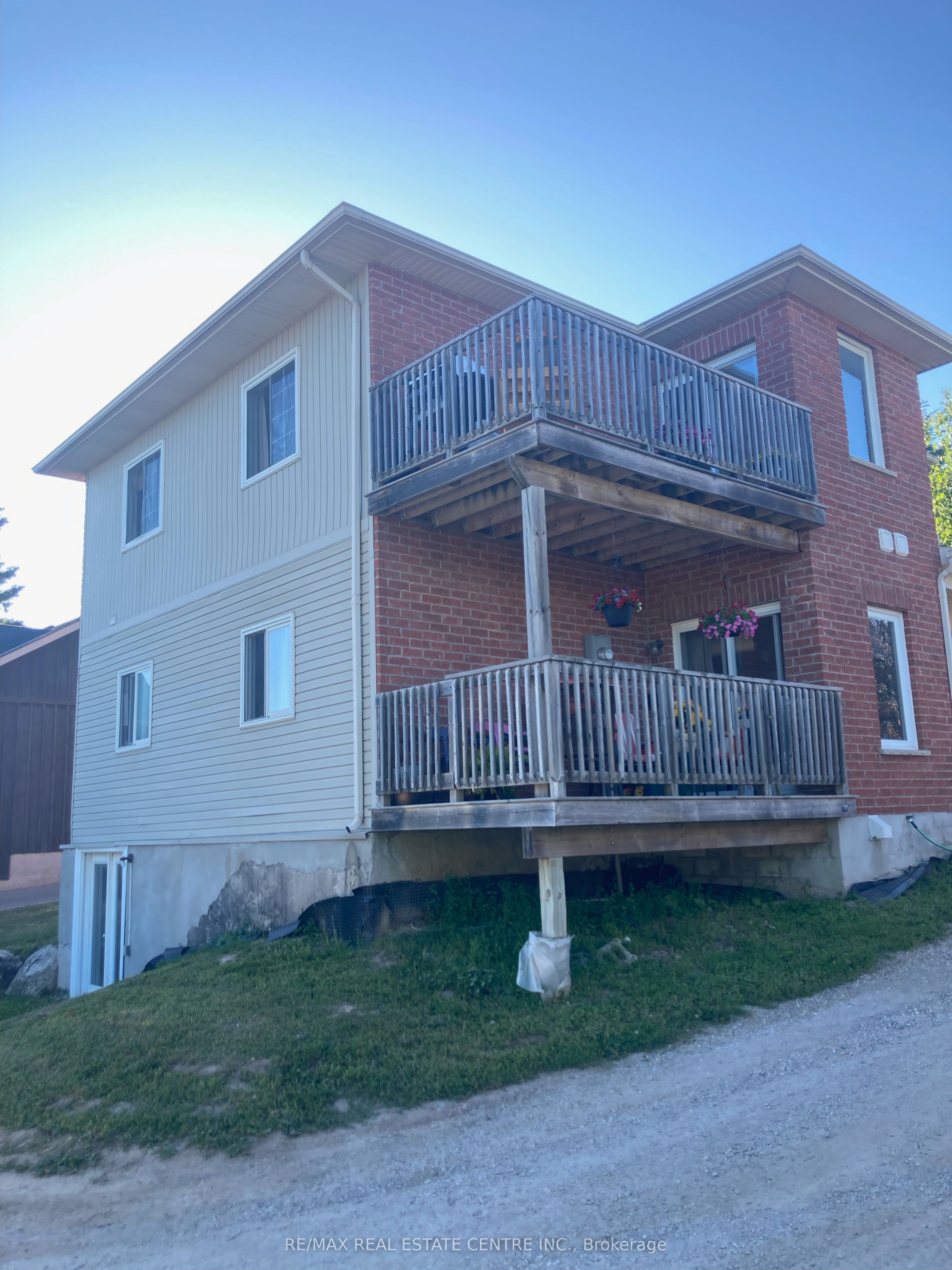 300 A Broadway Property Photo 22