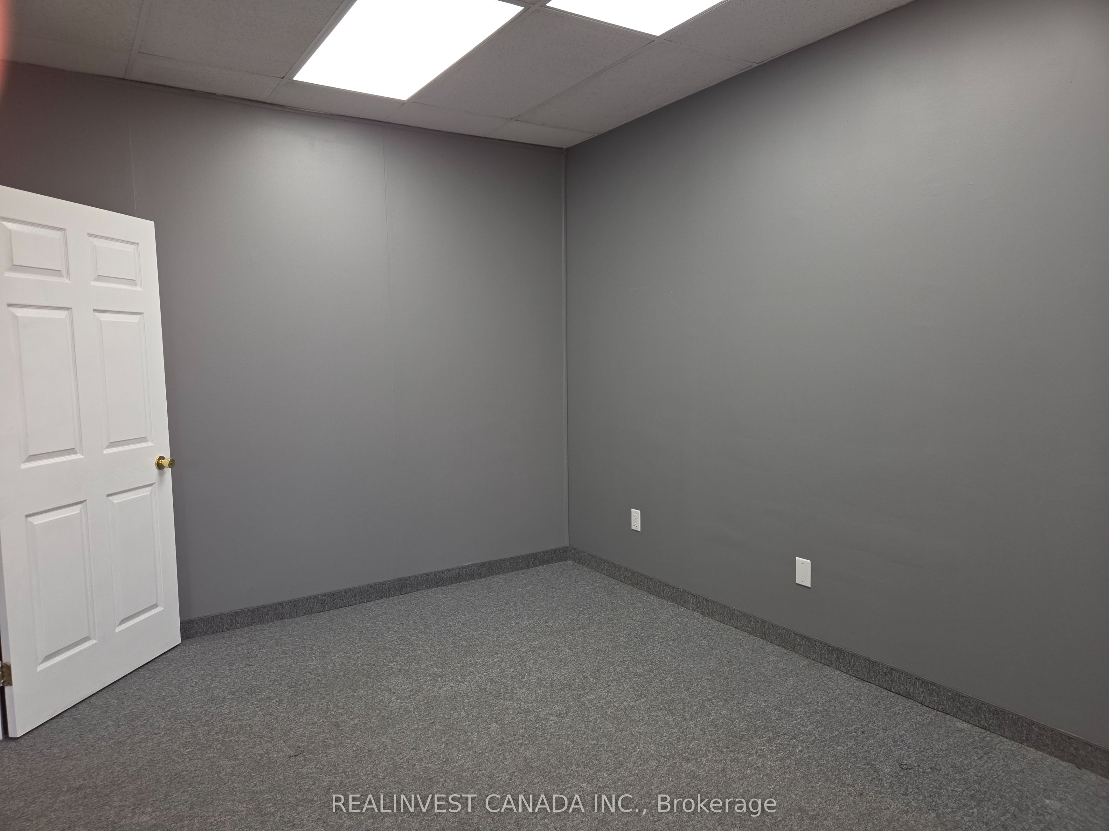 718 Wilson Avenue 202 & 203 Property Photo 13