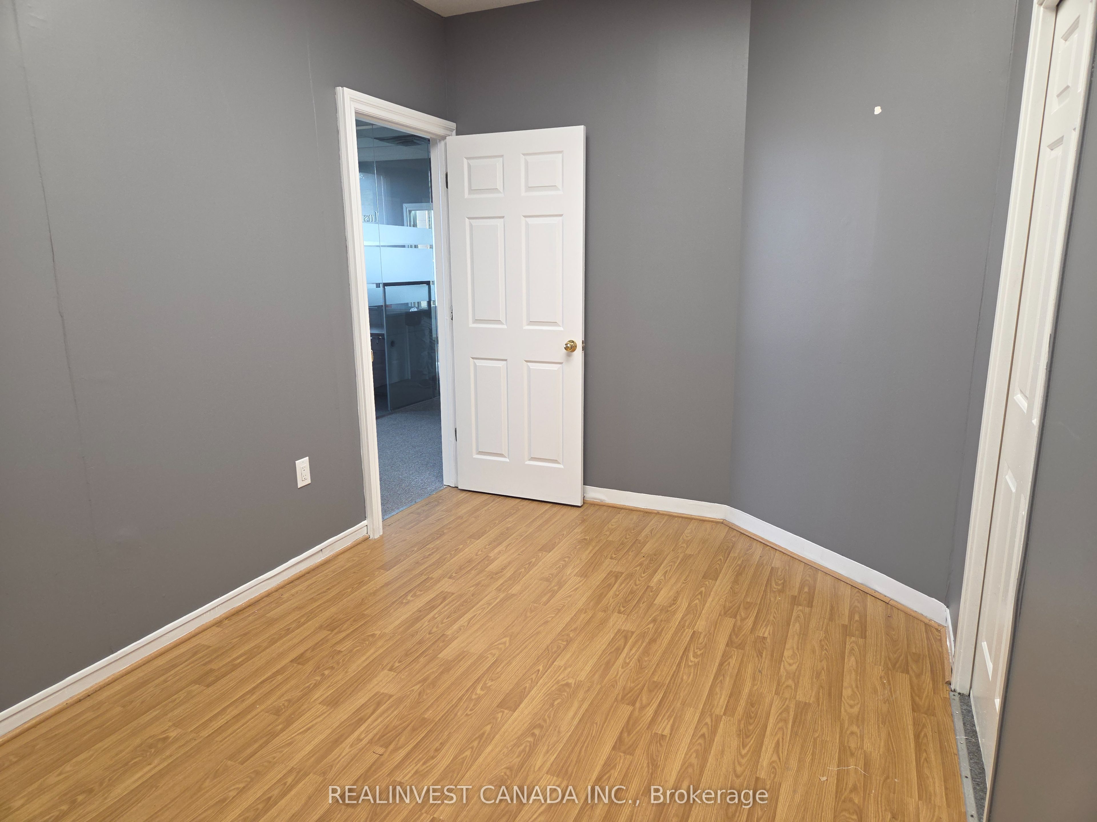 718 Wilson Avenue 202 & 203 Property Photo 15