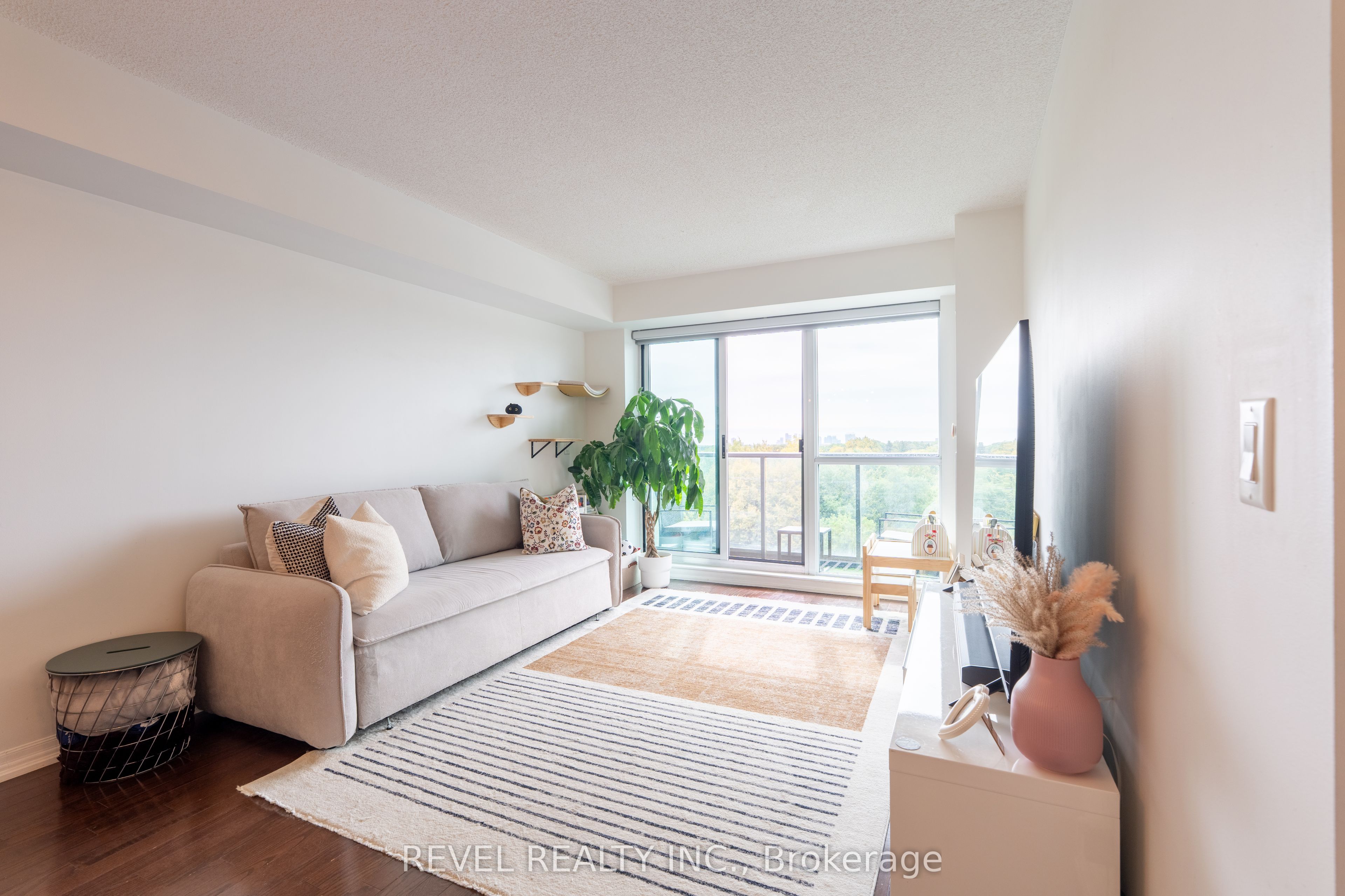 1403 Royal York Road 603 Property Photo 1