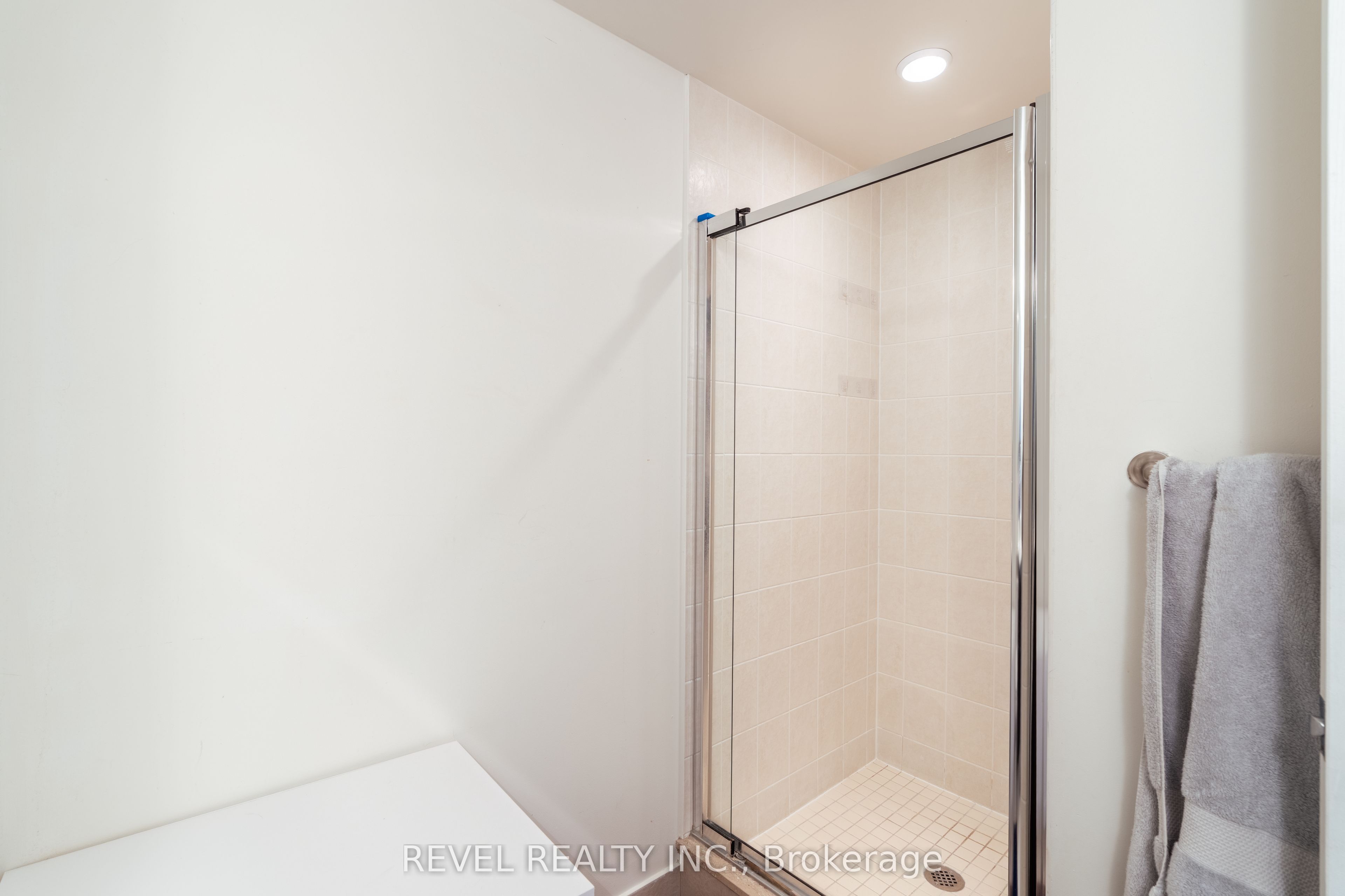 1403 Royal York Road 603 Property Photo 16